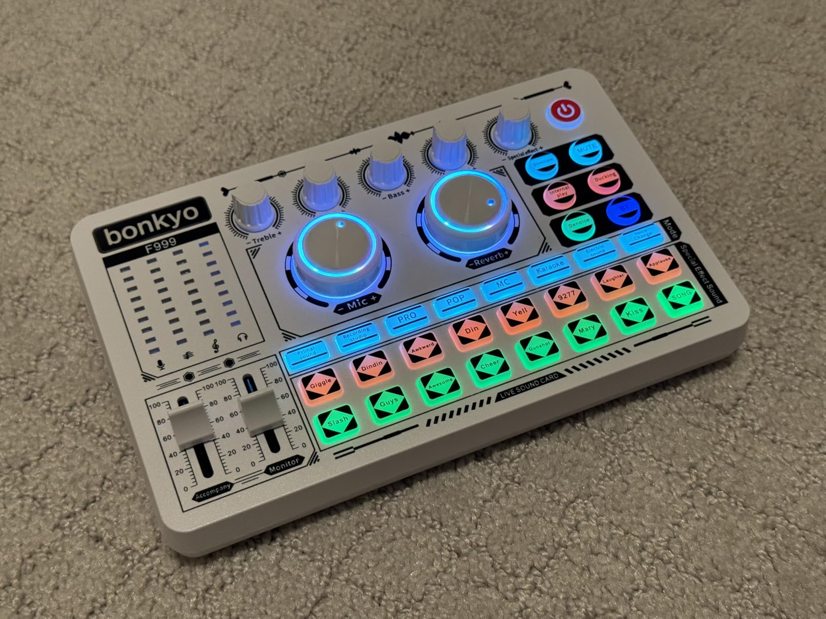 F999 White Live Streaming Sound Card, Professional Audio Mixer, Voice Changer Soundboard with Audio Interface, Bluetooth, Noise Reduction, DJ Mixer Board for Live/Podcasting/Gaming customer photo 1