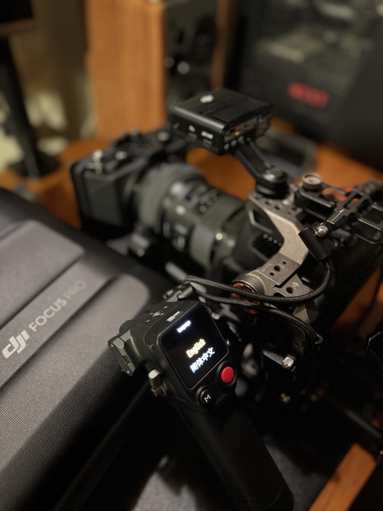 Focus Pro Creator Combo, AMF Lens Control System, 20-Meter Subject Focusing, 76,800 LiDAR Ranging Points, AI Recognition, FIZ Lens Control Hand Unit, Compatible with DJI PRO Ecosystem customer photo 2