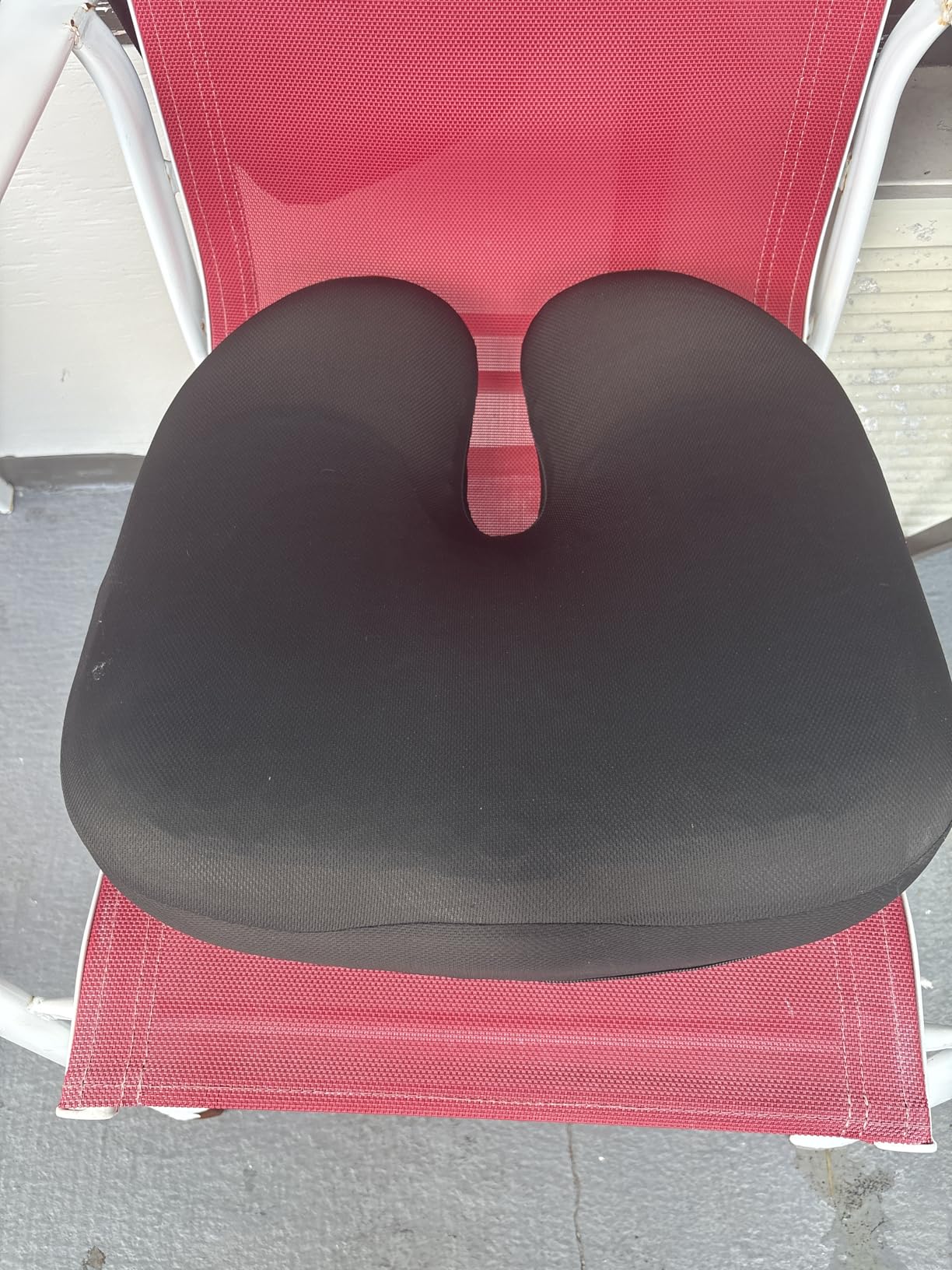 AUVON Multi-Layer Gel Seat Cushion for Ideal Support & Softness, Cooling Memory Foam Office Chair Cushion for Hemorrhoid, Sciatica & Tailbone Pain Relief, Anti-Slip Back Seat Pillow customer photo 1