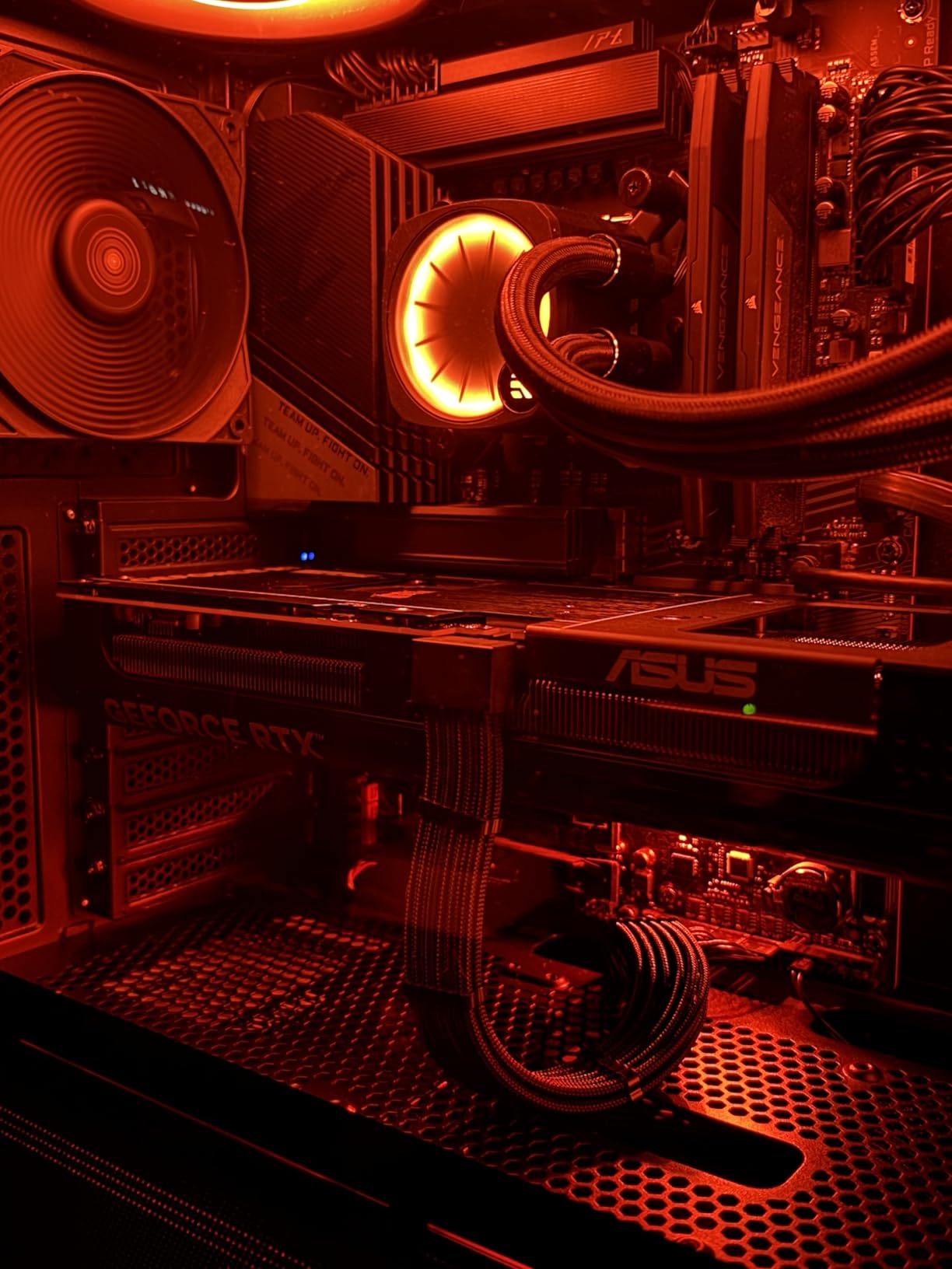 CableMod C-Series Pro ModMesh Sleeved 12VHPWR 90° StealthSense PCI-e Cable for Corsair - Variant B (Black, 16-pin to Dual 8-pin, 60cm) customer photo 1
