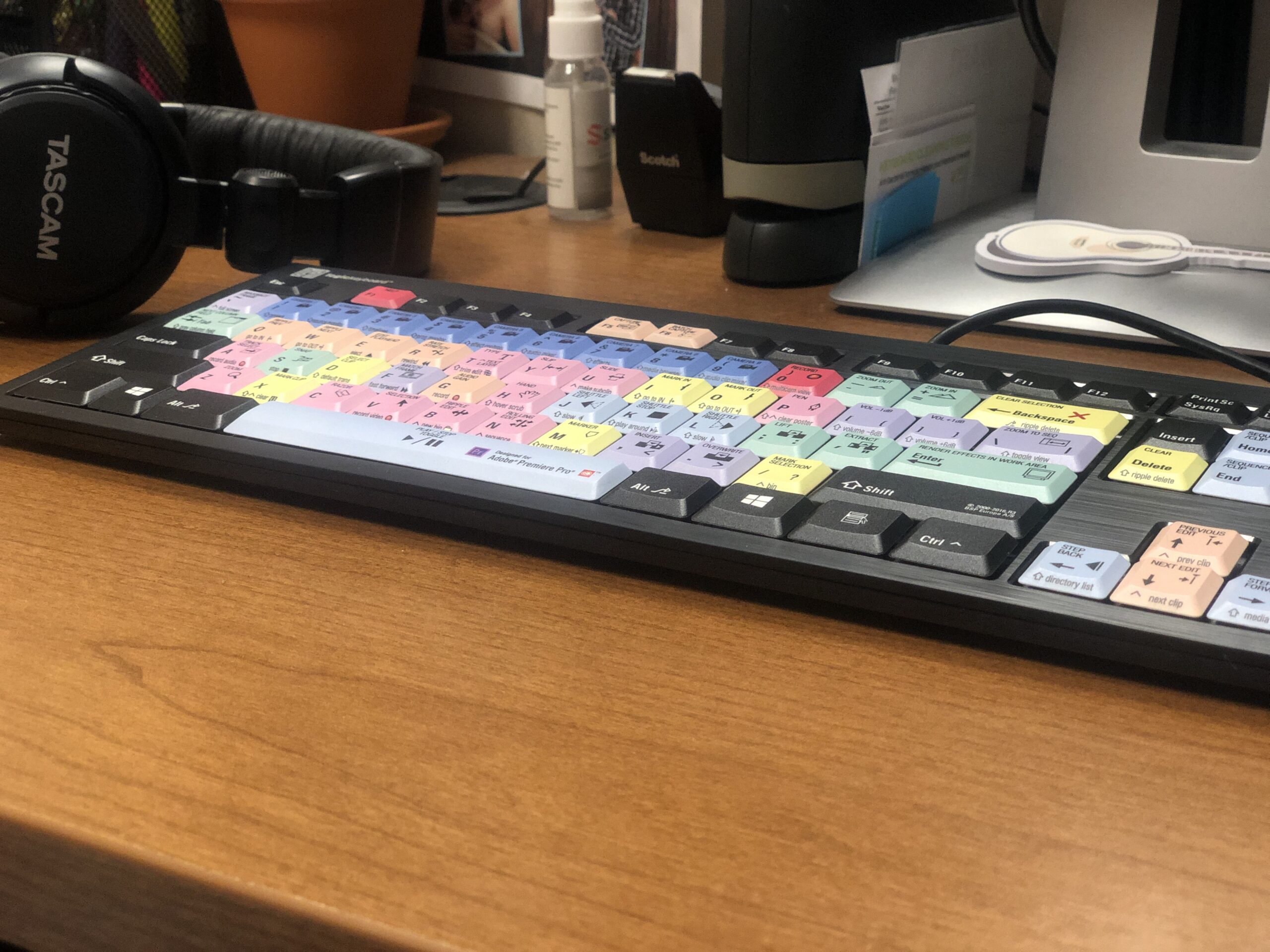 Logickeyboard Wireless Backlit 'Titan' Designed for use with Adobe Premiere Pro on Mac customer photo 1
