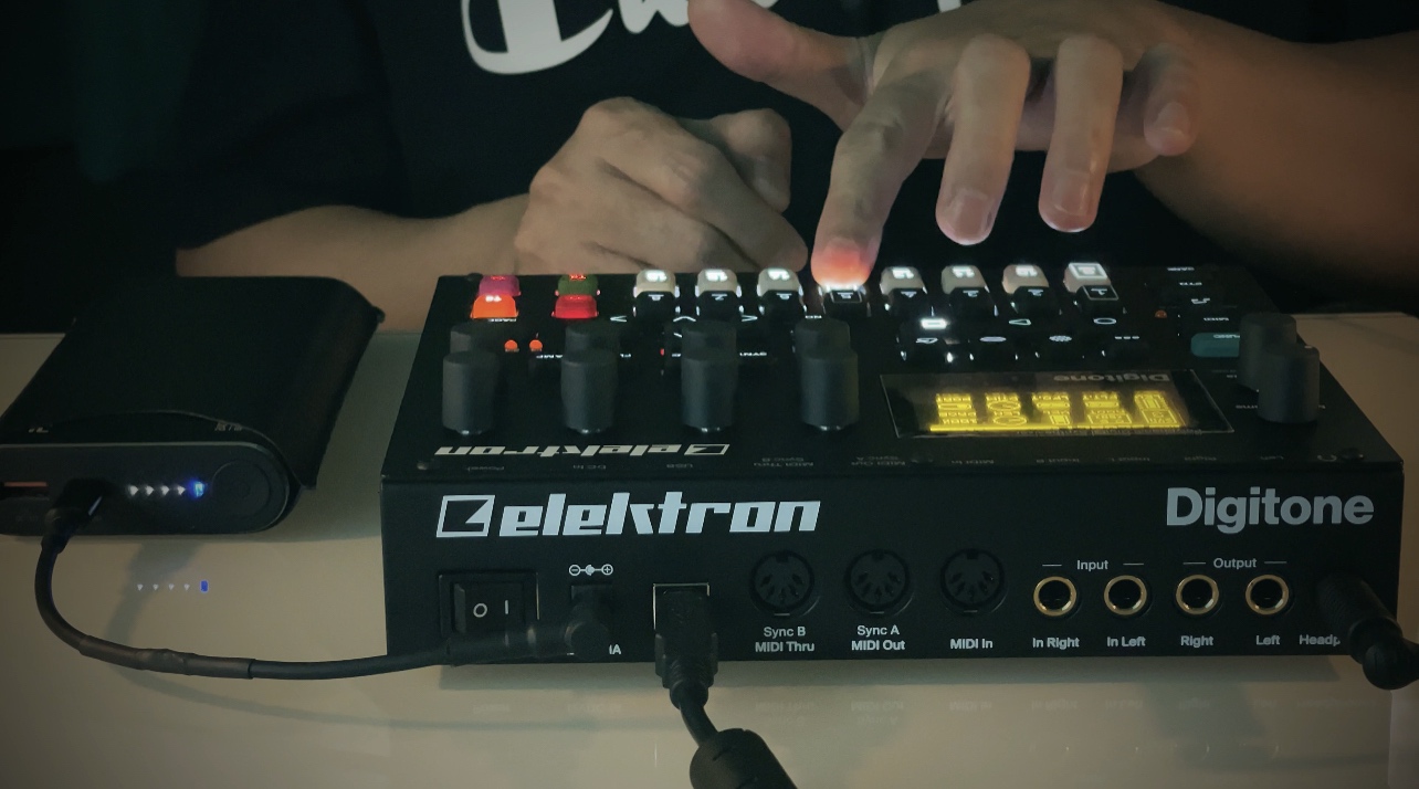 Digitakt II 16-Track Drum Computer and Sampler customer photo 2
