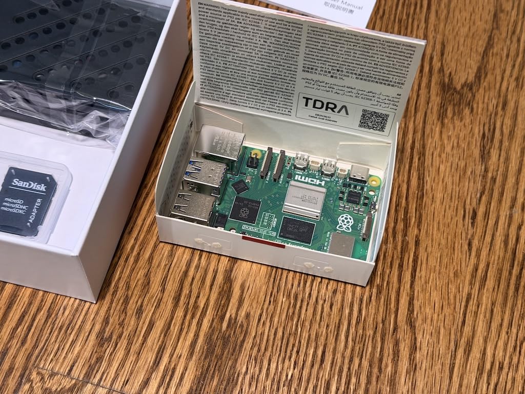 RasTech Raspberry Pi 5 8GB Kit 64GB Edition with Active Cooler,27W GaN 5.1V5A USB-C Power Supply,Pi5 8GB Board,64GB Card Readers Kit,Pi 5 Case,Dual 4K Micro HD Out Cables customer photo 1