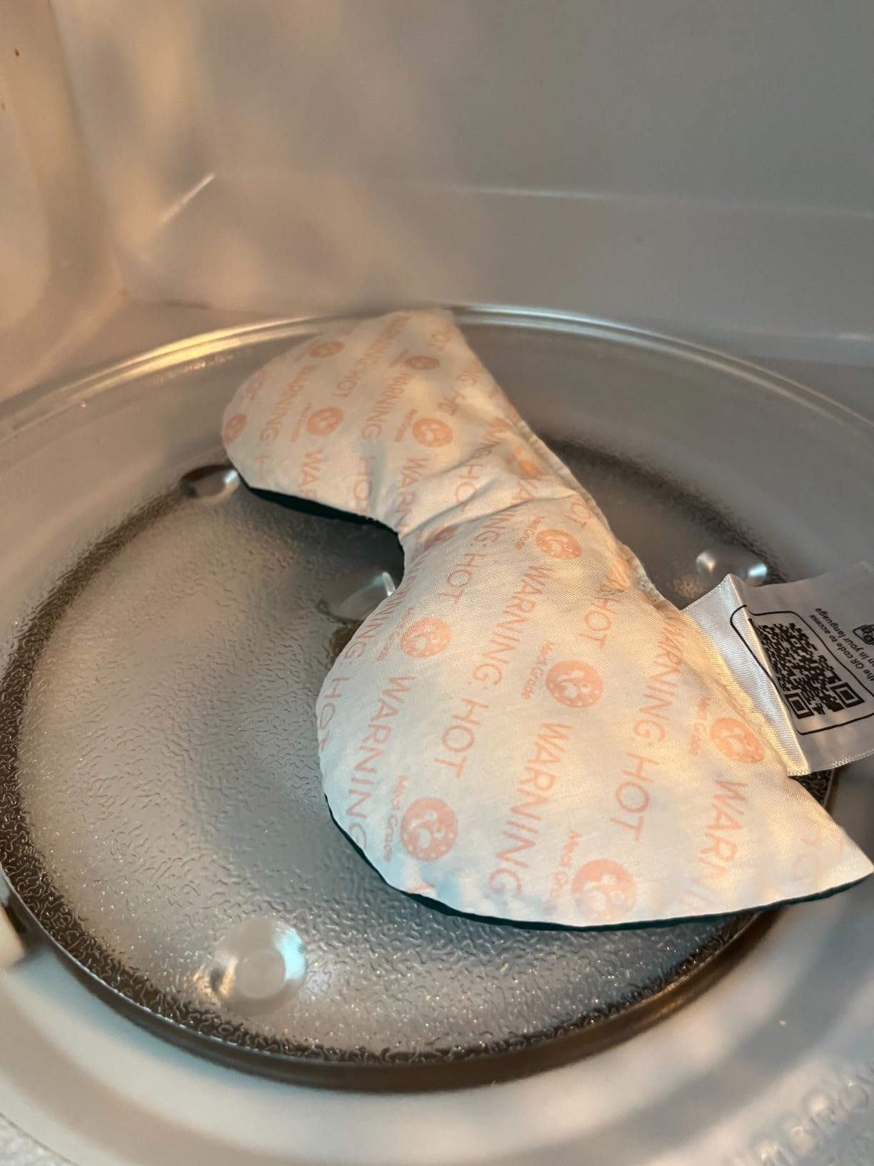 Medi Grade 2-in-1 Heat and Cooling Eye Mask - Microwave Activated Heated Eye Mask for Dry Eyes, Styes and Blepharitis and Integrated Cooling for Puffy Eyes, Dark Circles or Migraines customer photo 2
