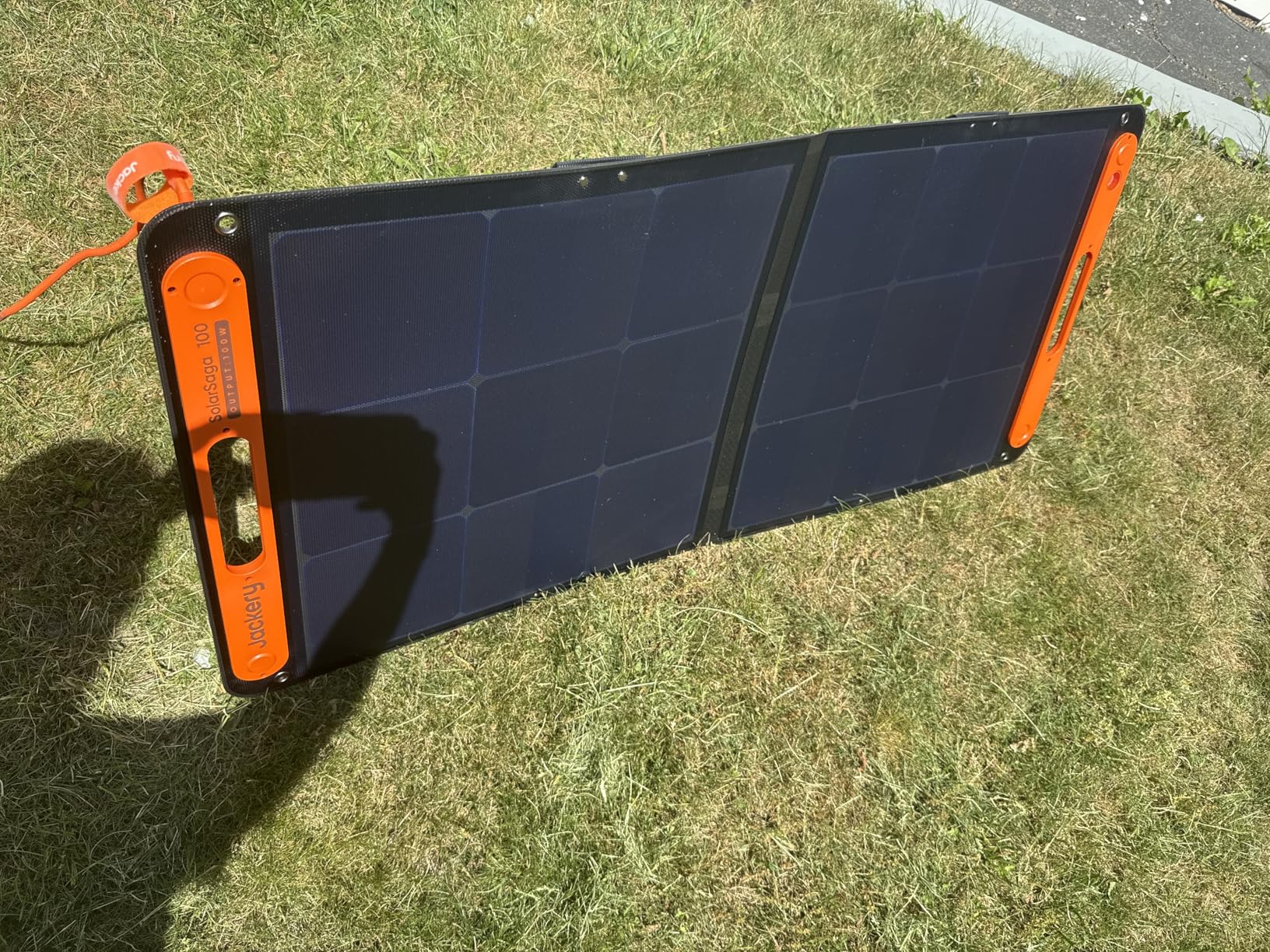 SolarSaga 100W Bifacial Portable Solar Panel for Explorer 240/300/500/1000/1500 Power Stations, Foldable Solar Cell Solar Charger with USB Outputs for Phones, Rooftops, Outdoor Camping and RVs customer photo 2