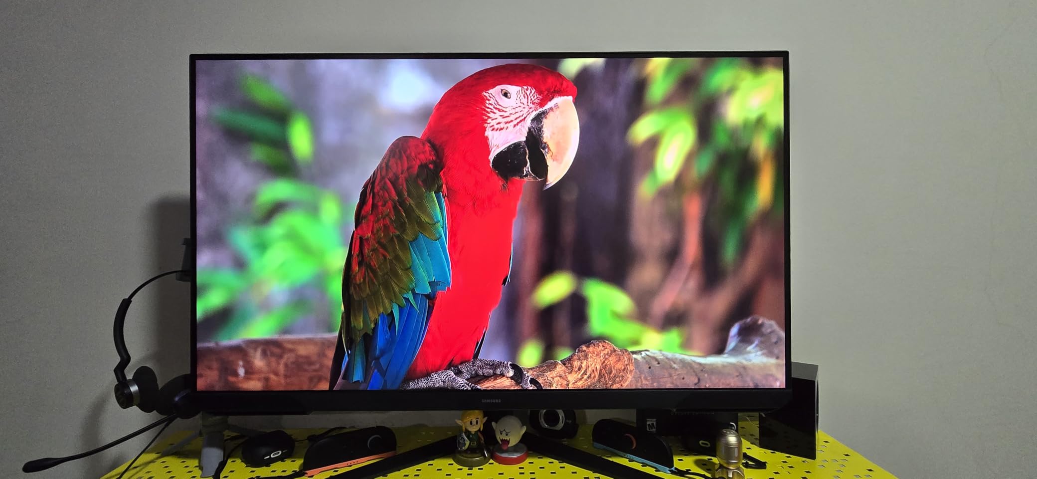 Samsung 32-Inch Odyssey G3 (G30D) Series FHD Gaming Monitor, 1ms, 180Hz, AMD FreeSync, Adjustable Stand, Black Equalizer, Virtual Aim Point, Eye Saver Mode, Flicker-Free, LS32DG302ENXZA customer photo 2