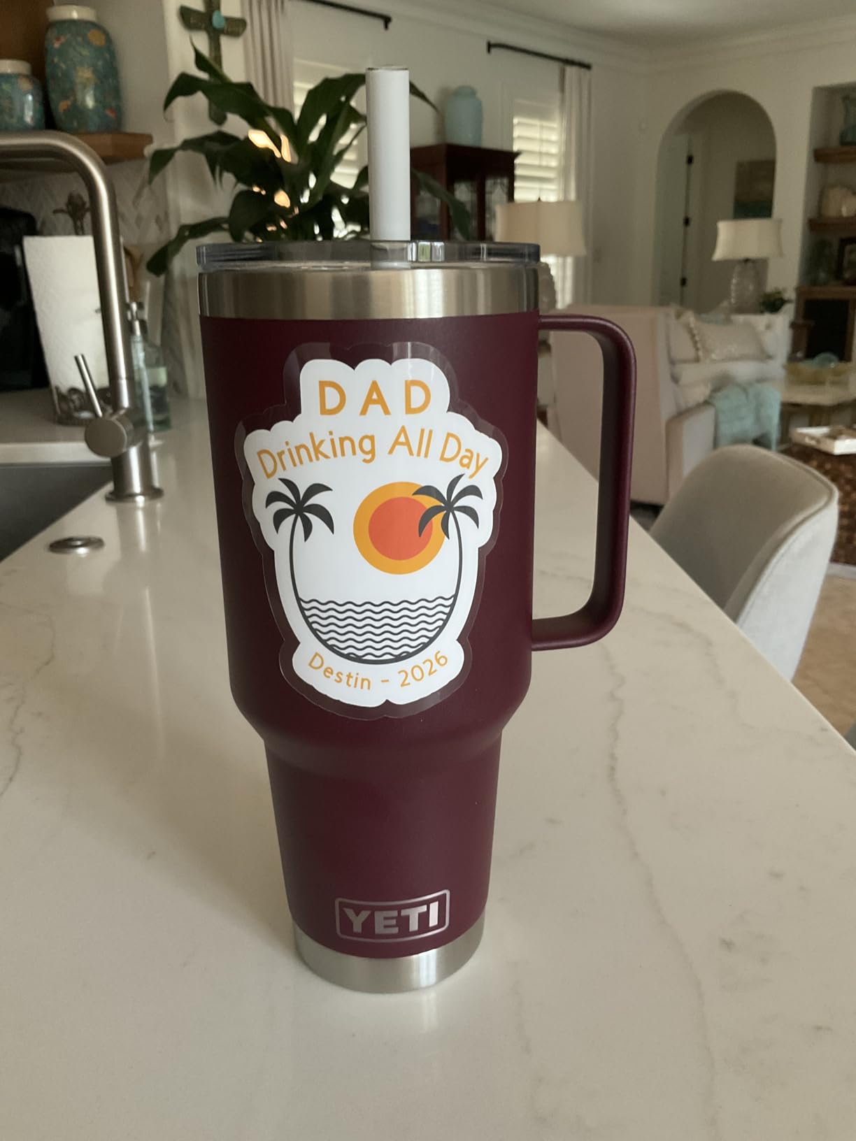 YETI Rambler 42 oz Tumbler with Handle and Straw Lid, Travel Mug Water Tumbler, Vacuum Insulated Cup with Handle, Stainless Steel, Wild Vine Red customer photo 1