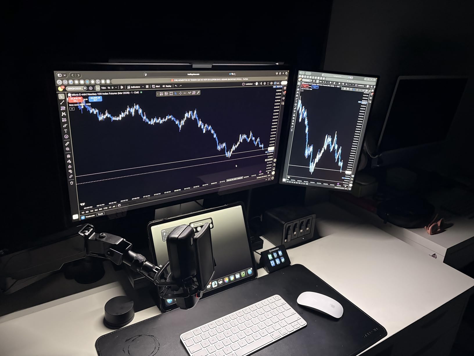 Intehill 4K Portable Monitor, 13.4 Inch Touchscreen 3840 * 2400 IGZO Anti-Glare Portable Monitor 4K, 10-Point Multi-Touch, HDR, sRGB 100%, Built-in Speakers,Dual USB-C HDMI for Laptop Mac Phone Ps5. customer photo 2