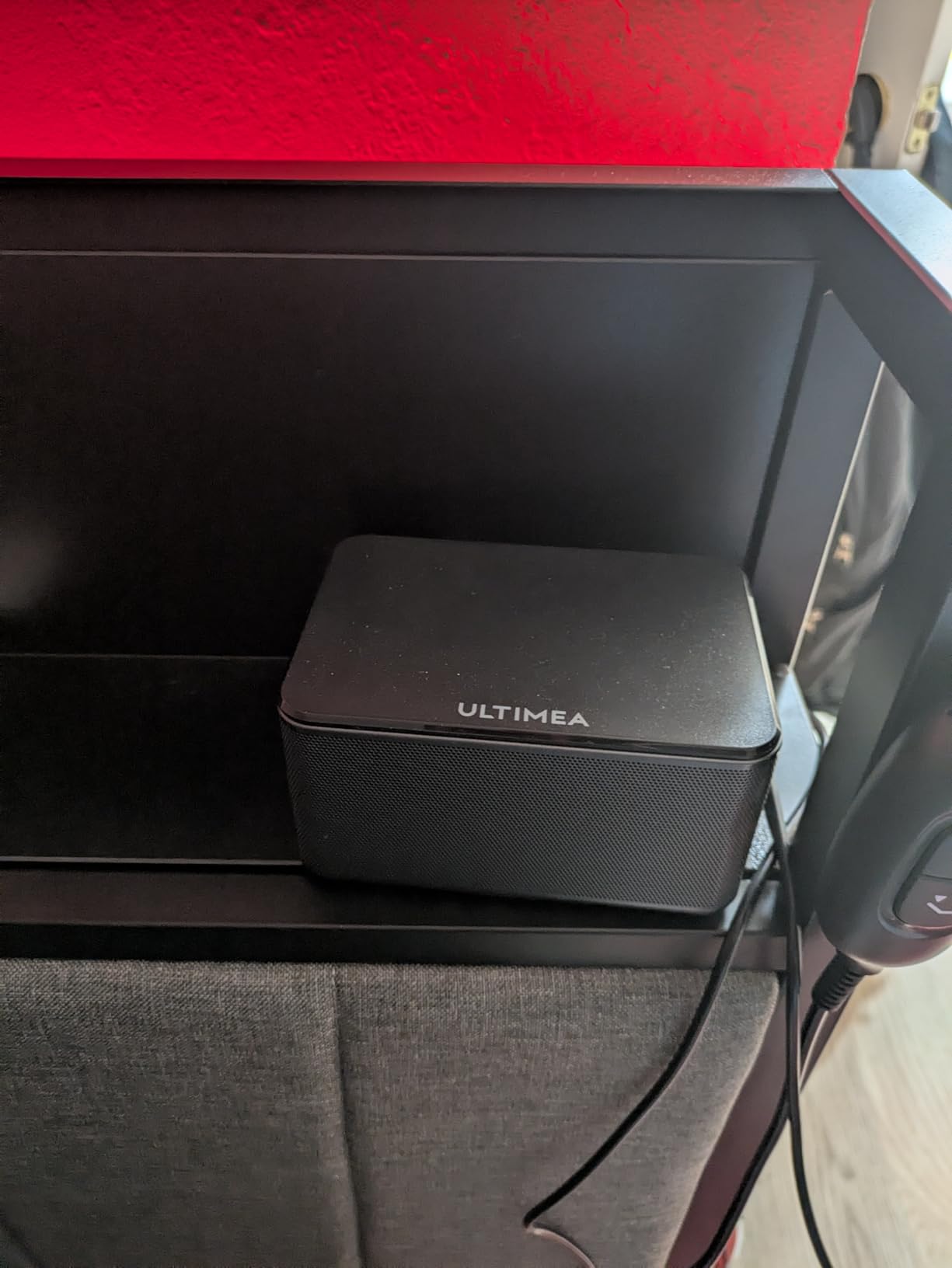 ULTIMEA 5.1 Virtual Surround Sound Bar, 320W Home Theater Surround System with Adjustable Speakers & Subwoofer, TV Speaker Soundbar, Sound Bar for Smart TV, Bluetooth 5.3, Easy Setup, Poseidon D50 customer photo 1