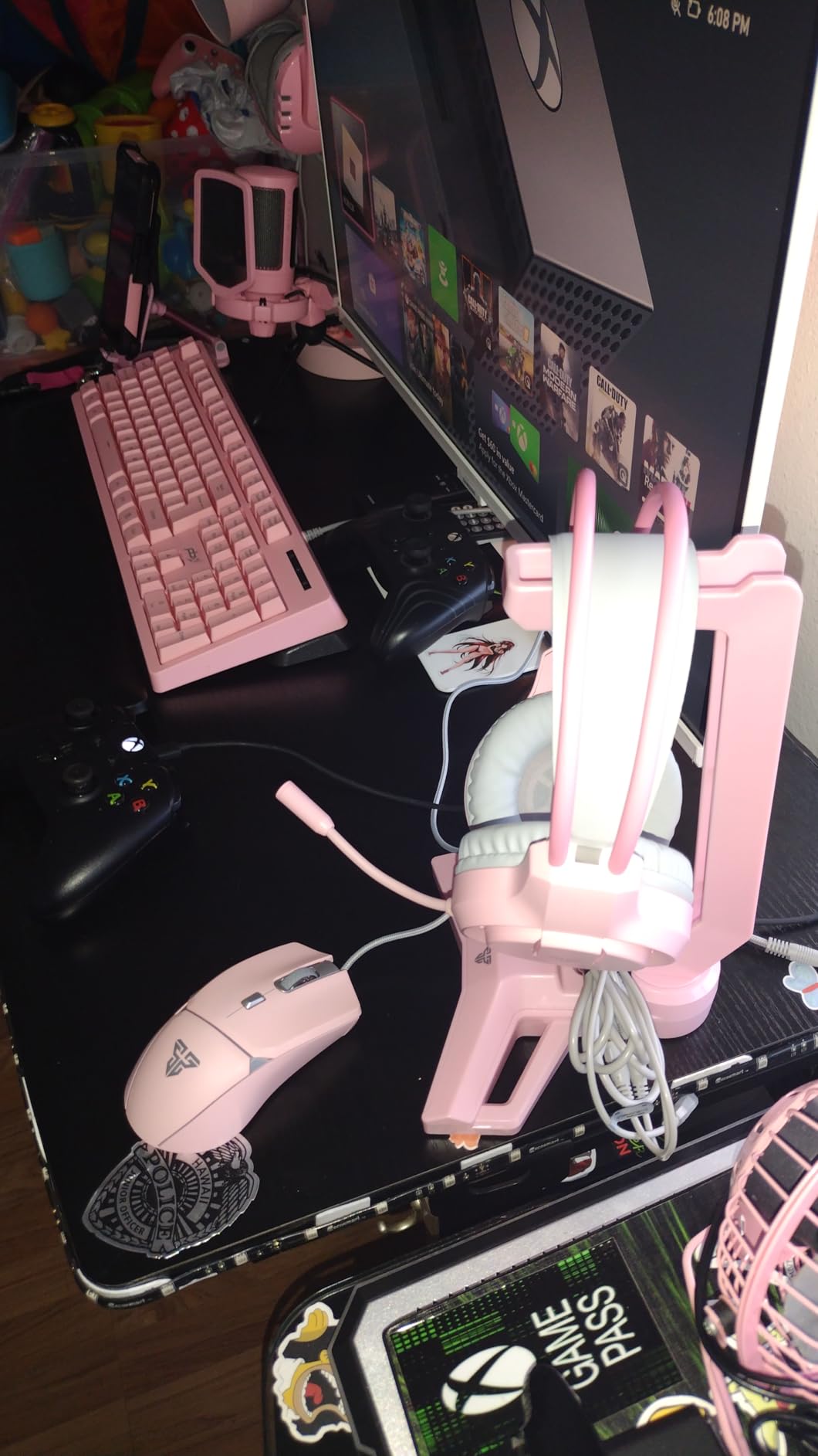 FANTECH 5 in-1 Gaming Keyboard and Mouse Combo, Rainbow LED Backlit Wired Keyboard, Headset and Headphone Stand Gaming Mouse Pad,Wired Mice, for,PC,Laptop,Xbox White customer photo 2