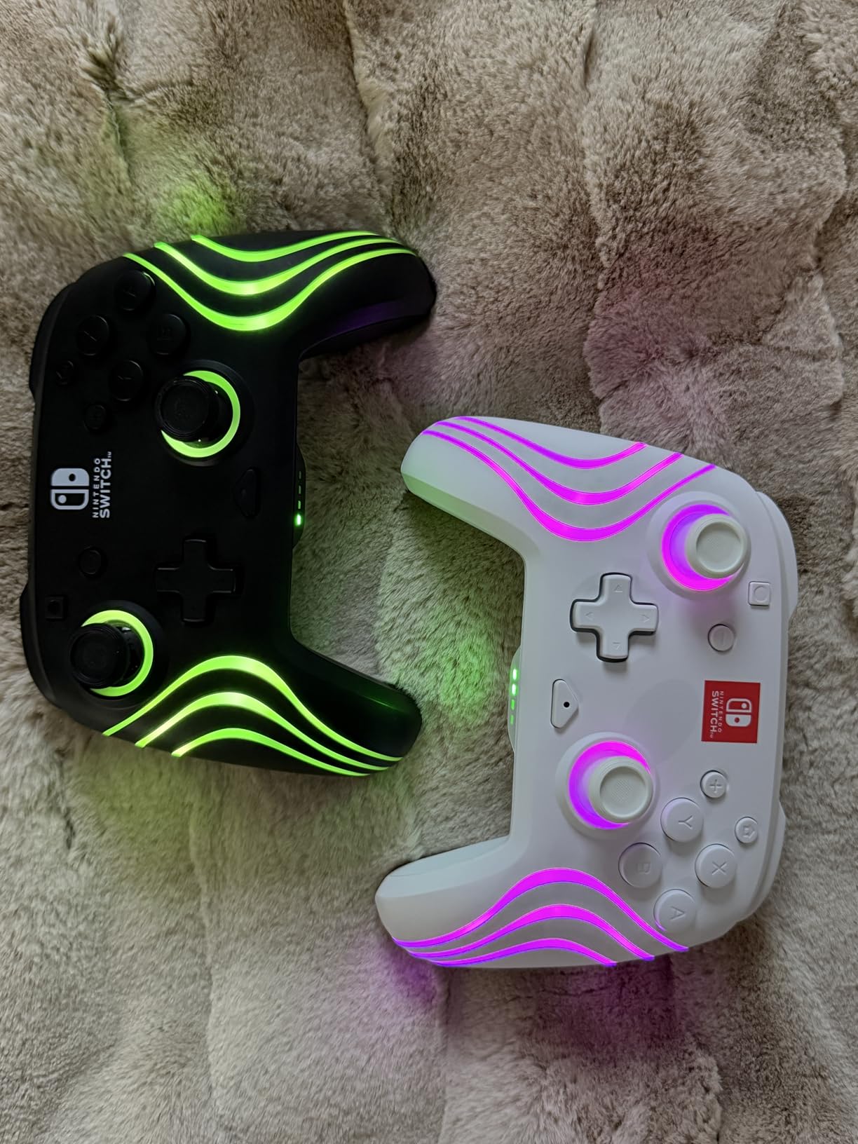 PDP Gaming Afterglow Wave Wireless Nintendo Switch Pro Controller - Black customer photo 2