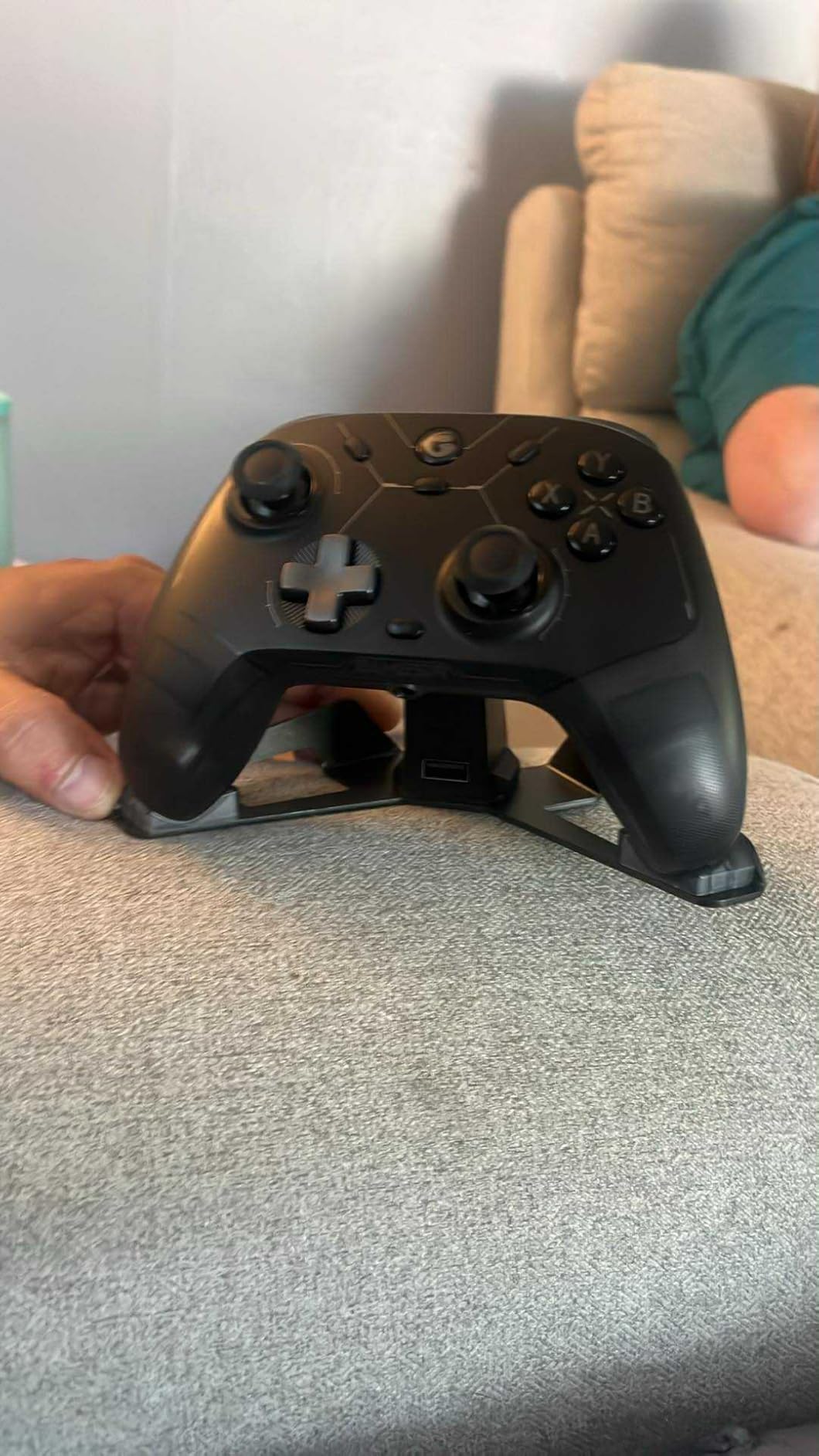 GameSir Cyclone 2 Wireless Controller - 1000Hz Polling Rate, TMR Joysticks, Hall/Micro 2-in-1 Triggers for PC/Switch/Switch 2/Android/iOS, PC Gaming Controller with Charging Dock (Black) customer photo 2