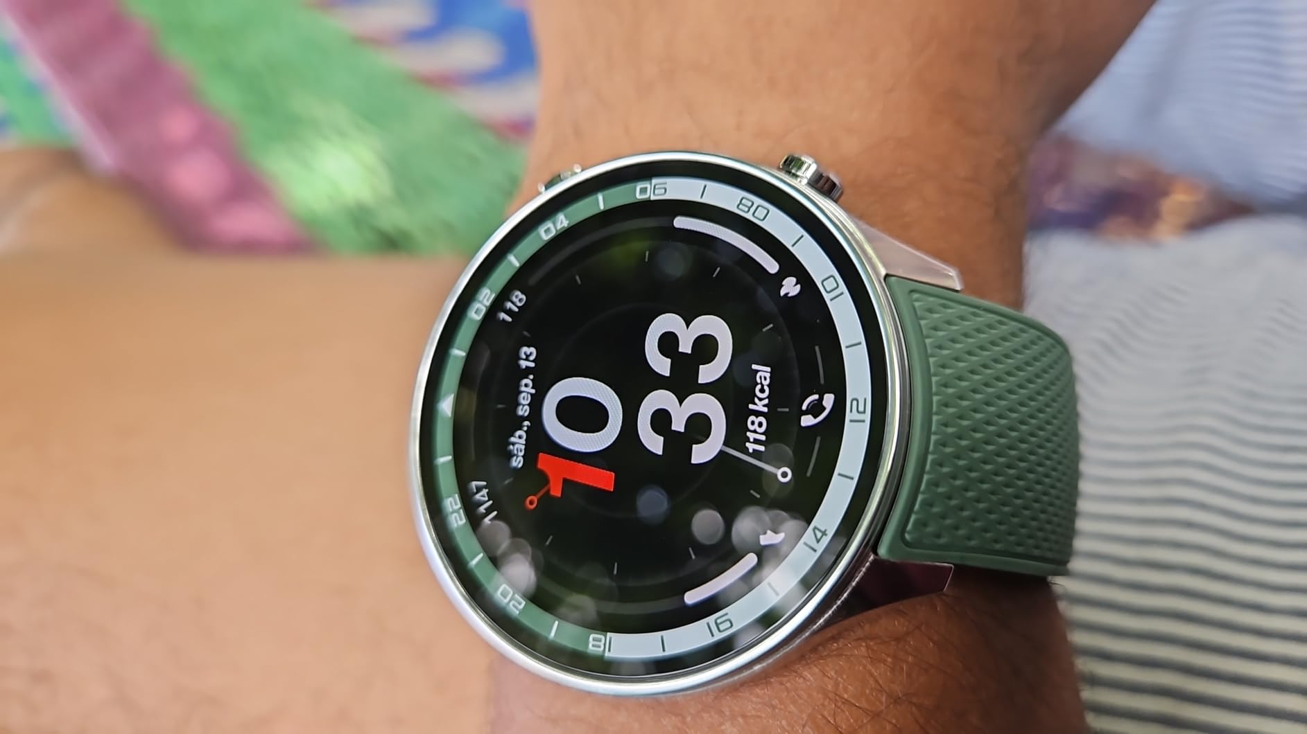 OnePlus Watch 2R, 32GB, Sleep Monitor, Heart Rate Tracking, Smartwatch with Fitness Insights, 100-Hour Battery, 1.43'', Bluetooth WiFi, Forest Green, not Compatible with iOS customer photo 1