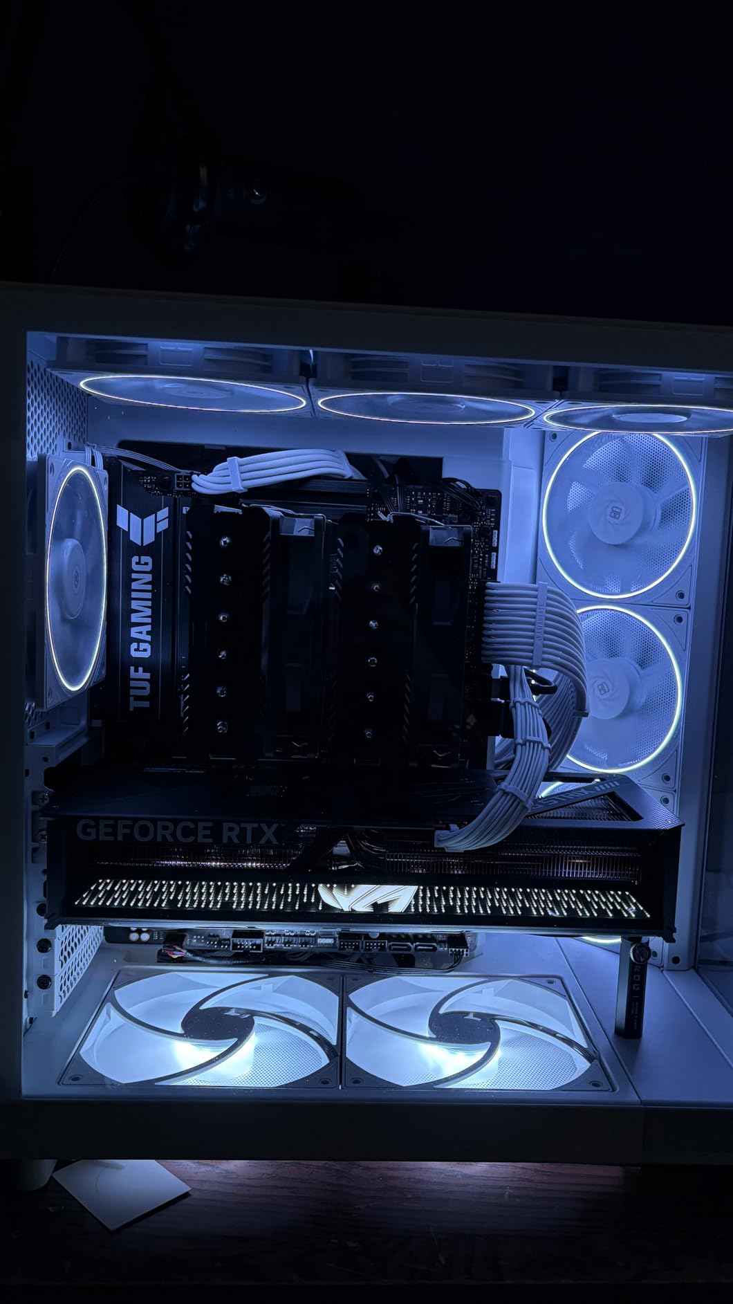 AsiaHorse 12VHPWR Adapter Cable Extension, 600 Watts Rated 12+4-Pin (16-Pin) Female to Male PCIe Extension Cable, Compatible with RTX 3090Ti 4070ti 4080 4090, 3CM Length (Pure White) customer photo 2