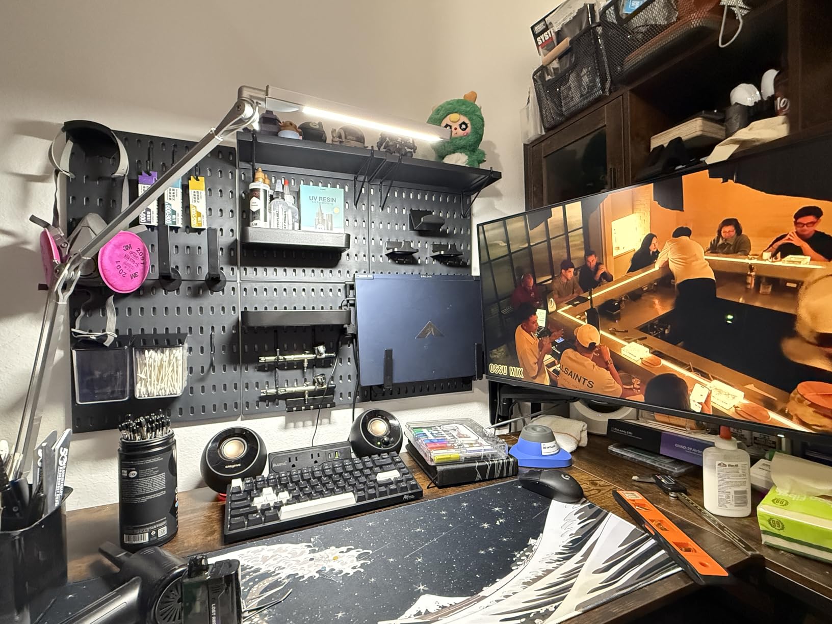 Keepo Pegboard Combination Kit, Pegboards and Accessories Modular Hanging for Gaming Setup, Gaming Station Peg Board, Gaming Organizer, Wall Game Controller Holder, Headset Stand (Black, 22x22) customer photo 1