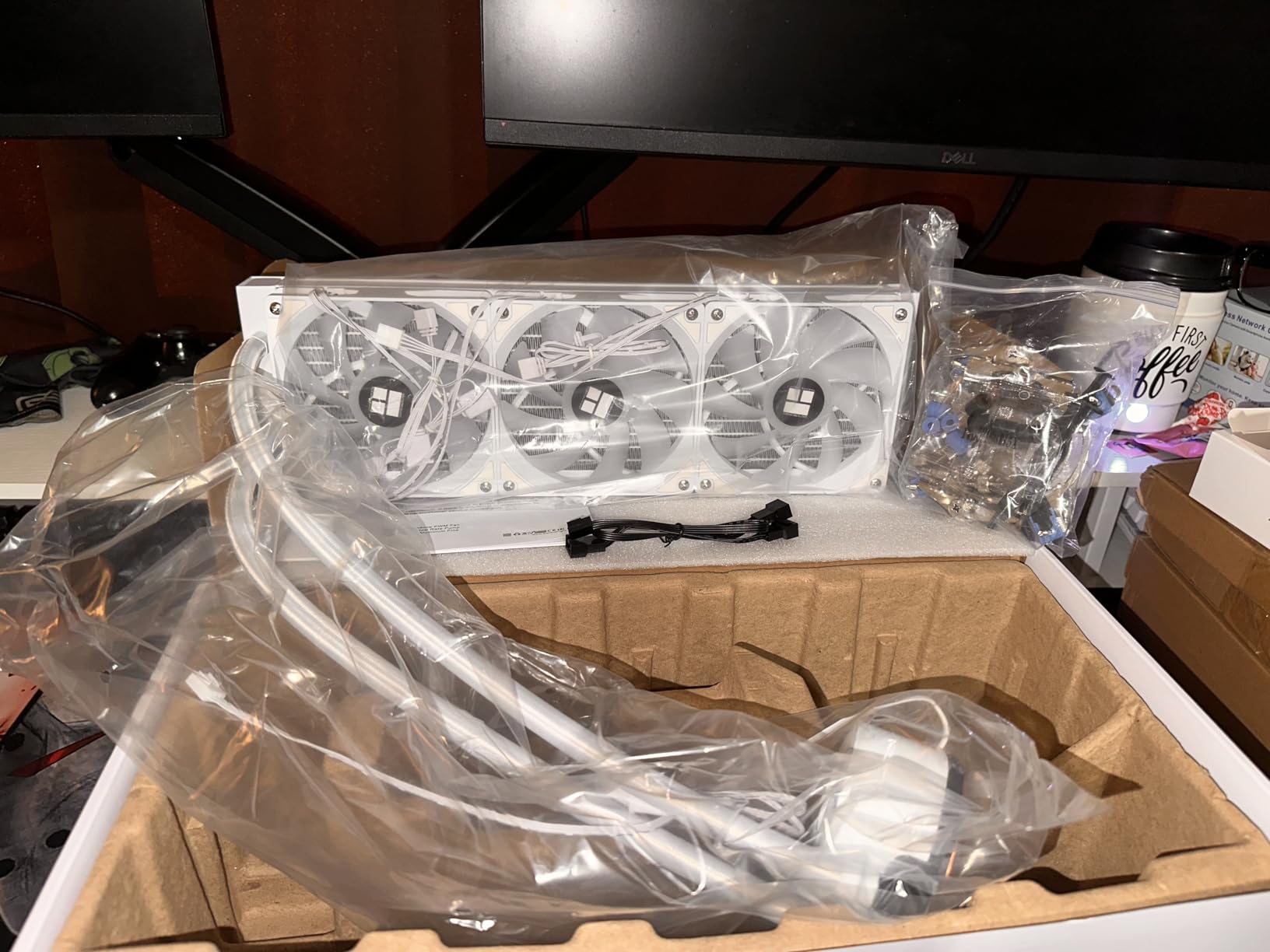 Thermalright Aqua Elite 360 ARGB Liquid CPU Cooler, 360 AIO Cooling Row Size, 3 x 120mm PWM Fans, Computer CPU Cooler,for AMD:AM4/AM5, Intel LGA1851/1150/1151/1200/2011/ 1700 customer photo 2