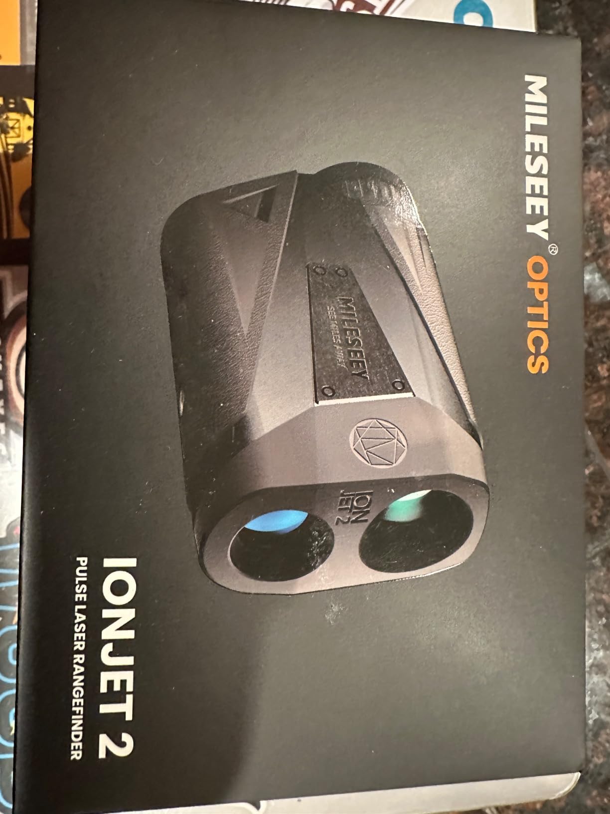 MILESEEY Hunting Rangefinder, 2000+ Yards Rechargeable Laser Range Finder with Bow Hunting Mode, Horizontal Distance/Angle/Scan, 7X Magnification, Waterproof Archery Shooting Rangefinder with Magnet customer photo 1
