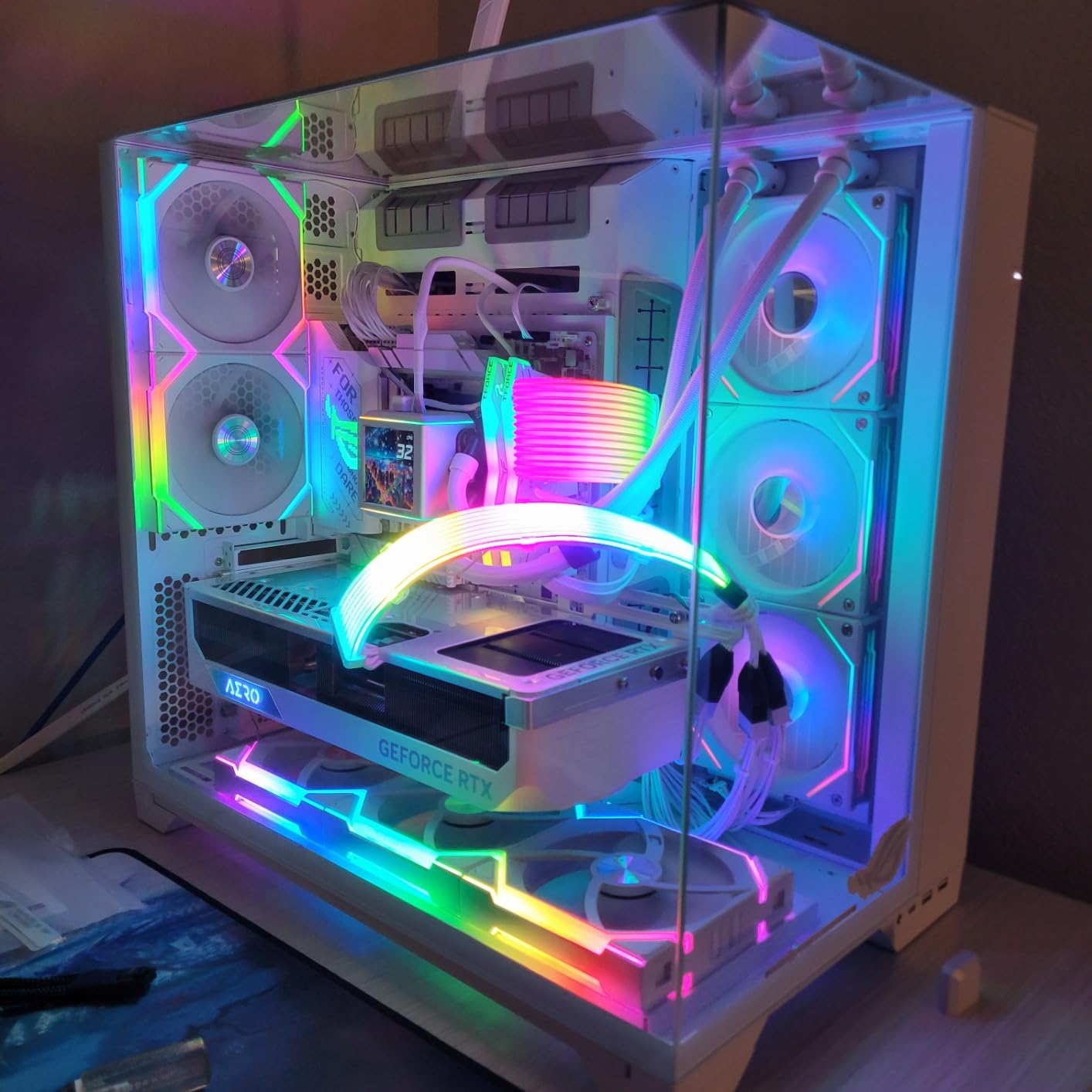 UNI Fan SL Wireless 120mm ARGB Fan - Triple Pack - 2.4 GHz Wireless Signal for RGB & Fans Control - Customizable Lighting Effects - Controller Included & Required - White (12SL1W3W) customer photo 2