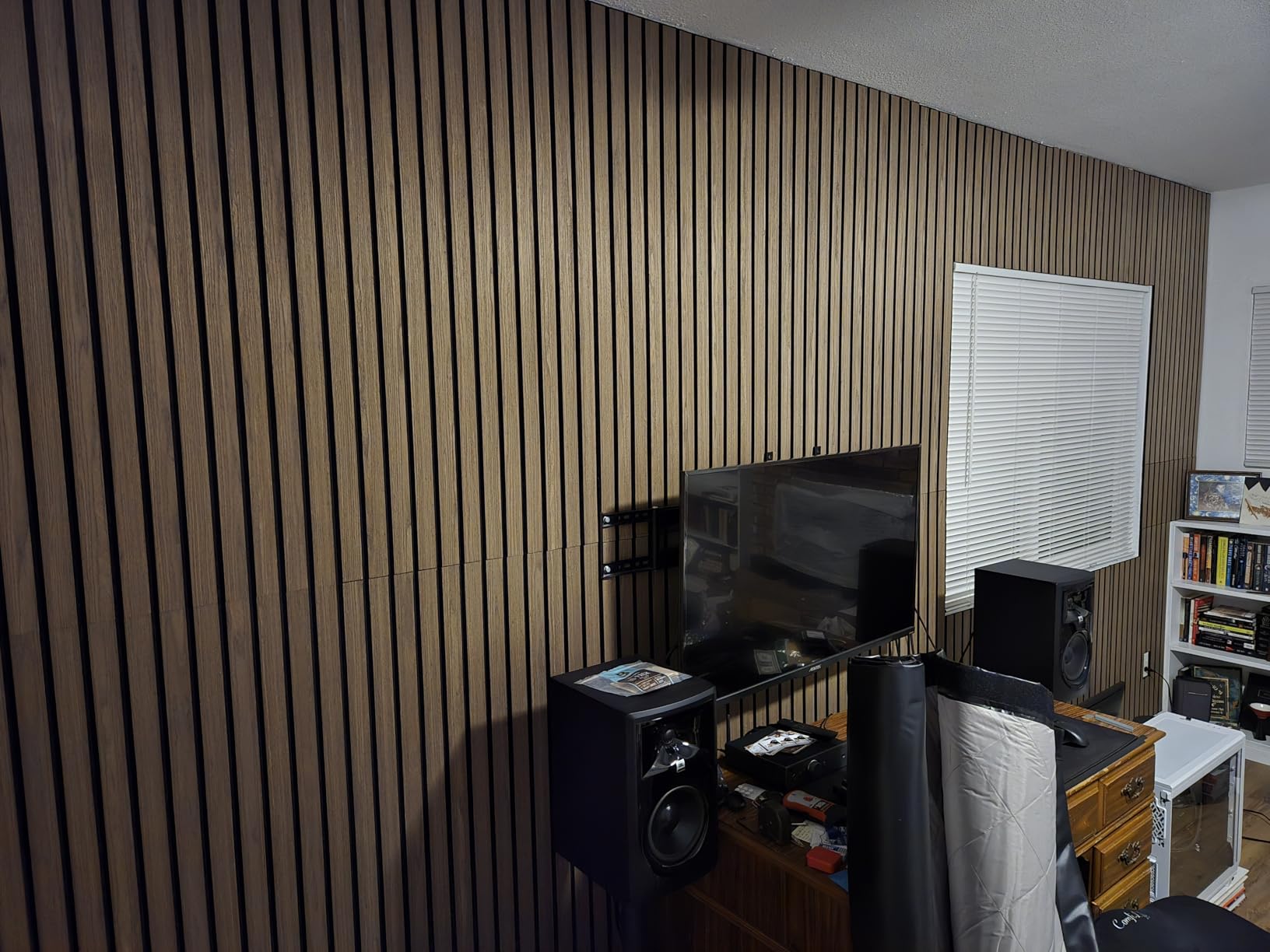 UMIACOUSTICS 6 Packs Acoustic Panel,47.2 x 23.6 Inches Decorative Sound Proof Panel for Office,Home Theater,Studio ,Black customer photo 1
