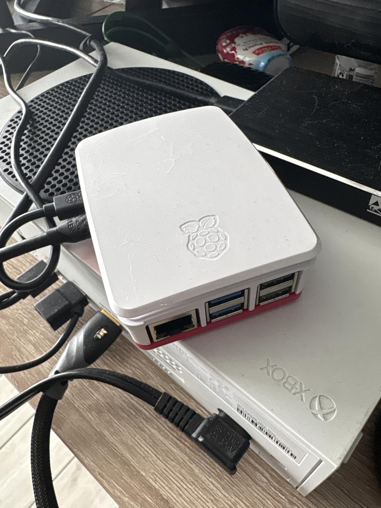 Seeed Studio Raspberry Pi 5 Starter Kit - 8GB RAM,128GB Micro SD Card pre-Loaded with 64-bit Raspberry Pi OS customer photo 1