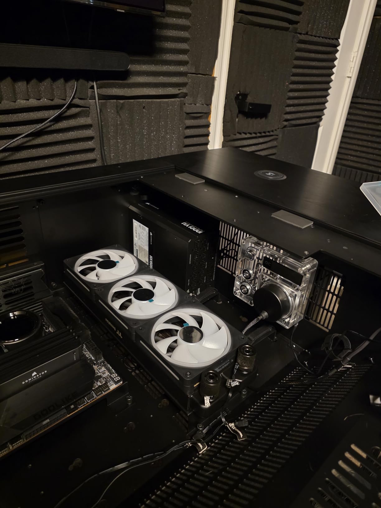 Alphacool Core 120mm Reservoir with VPP/D5 Pump customer photo 2