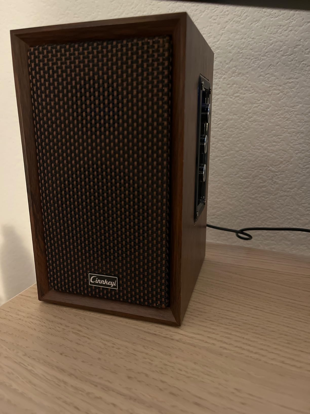 【2026 Upgraded】 Passive Bookshelf Speakers - 40W Hi-Fi Computer Speakers with Powerful Bass, Bluetooth/USB/RCA/AUX Inputs - 2.0 Wooden PC/TV Speakers for Laptop, Turntable customer photo 2