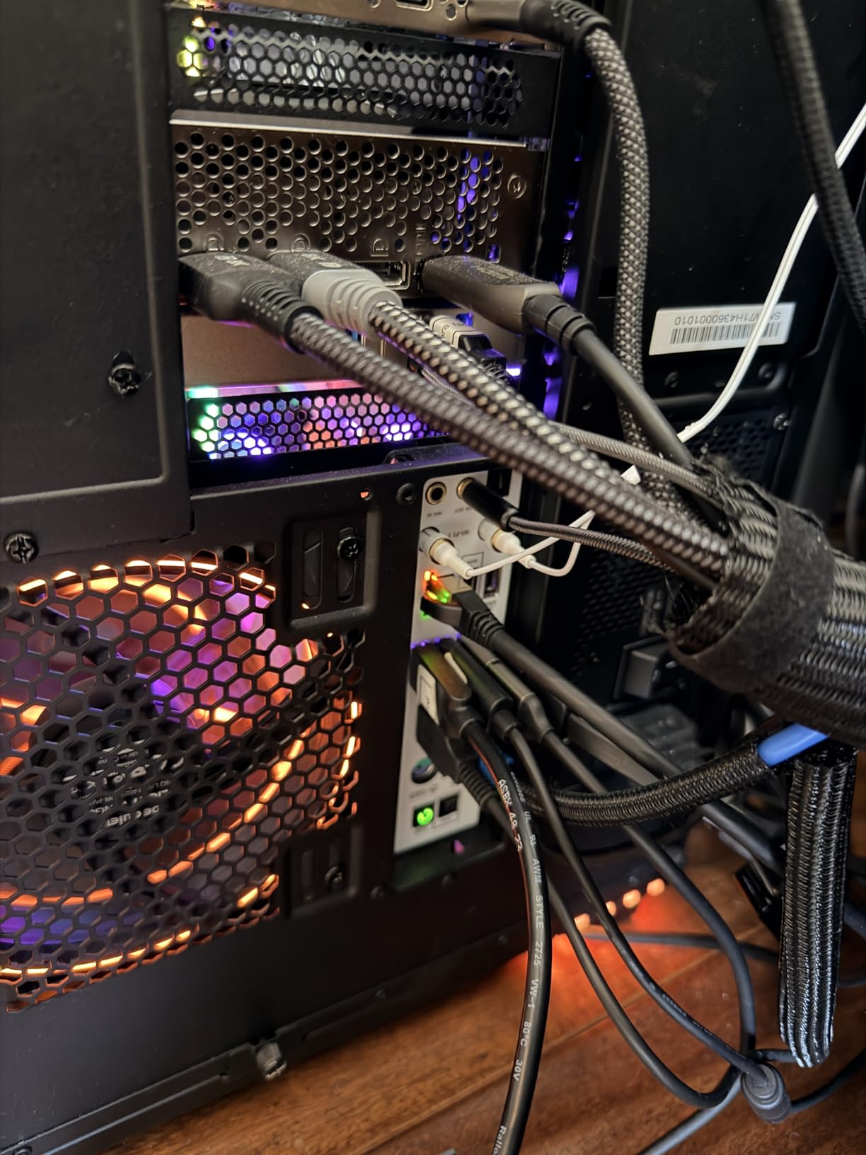 Seasonic Prime TX-1600 Noctua Edition, Ultra-Quiet Fully Modular 1600W 80 Plus Titanium ATX 3.1 customer photo 2