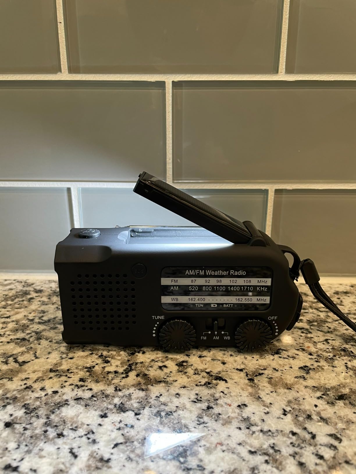 QAUYYW 74000mWh Emergency Radio with NOAA Weather, Portable Hand Crank SW/AM/FM Survival Radio with Fast Charge Rechargeable Solar Battery, Flashlight, Reading Lamp,SOS Sirenor Home Outdoor customer photo 2