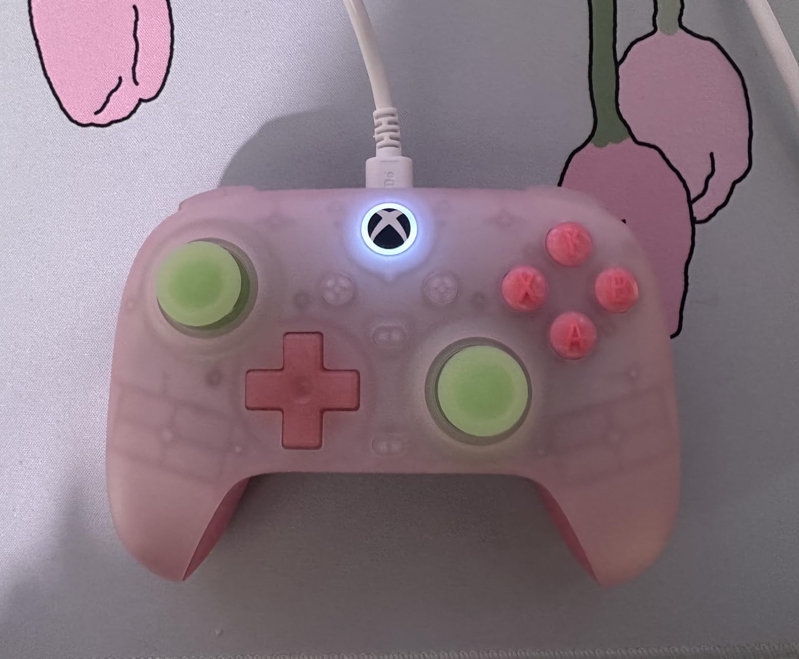 8BitDo Ultimate Mini Wired Controller for Xbox with RGB Lighting Fire Ring, Hall Effect Joysticks and Triggers, for Xbox Series X|S, Xbox One, Windows 10/11 - Officially Licensed (Translucent White) customer photo 2