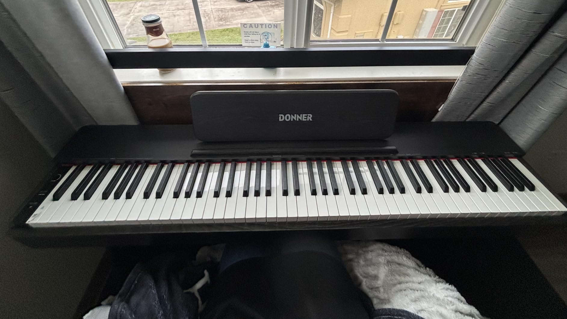 Donner OURA S100 Digital Piano with 88 Key Graded Hammer Weighted Keyboard for Beginner, Full Size Electric Piano Keyboard with Bluetooth, 3 Original Demos, LOCAL OFF, 2×10 W, Piano Three Pedal, Black customer photo 2