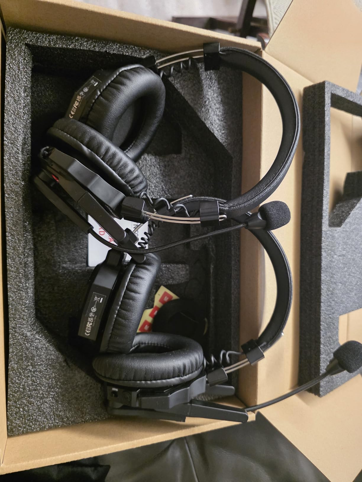 SYNCO XTALK XMAX2 Wireless Intercom Headset System, 2 Person Dual Ear Communication Headsets 500m/1640ft with Noise Reduction for Event TV Documentary Production, Xtalk-Xmax-Wireless-Headset-Intercom customer photo 1
