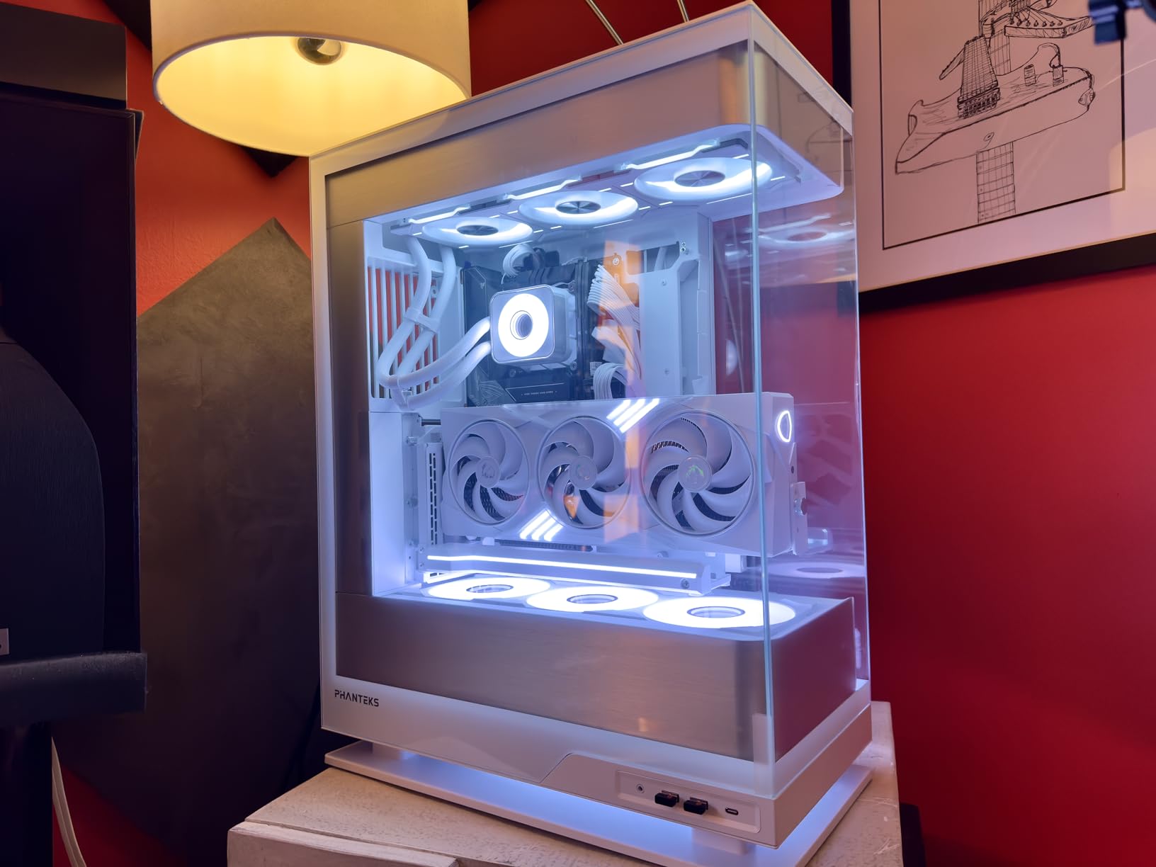 Phanteks M25-120 Gen2 Reversed Blade Triple Pack, 3X 120mm ARGB High Performance Cooling Fans, Daisy-Chain Unified Fan Frame, Infinity Mirror hub, Single Cable Connection, White customer photo 2
