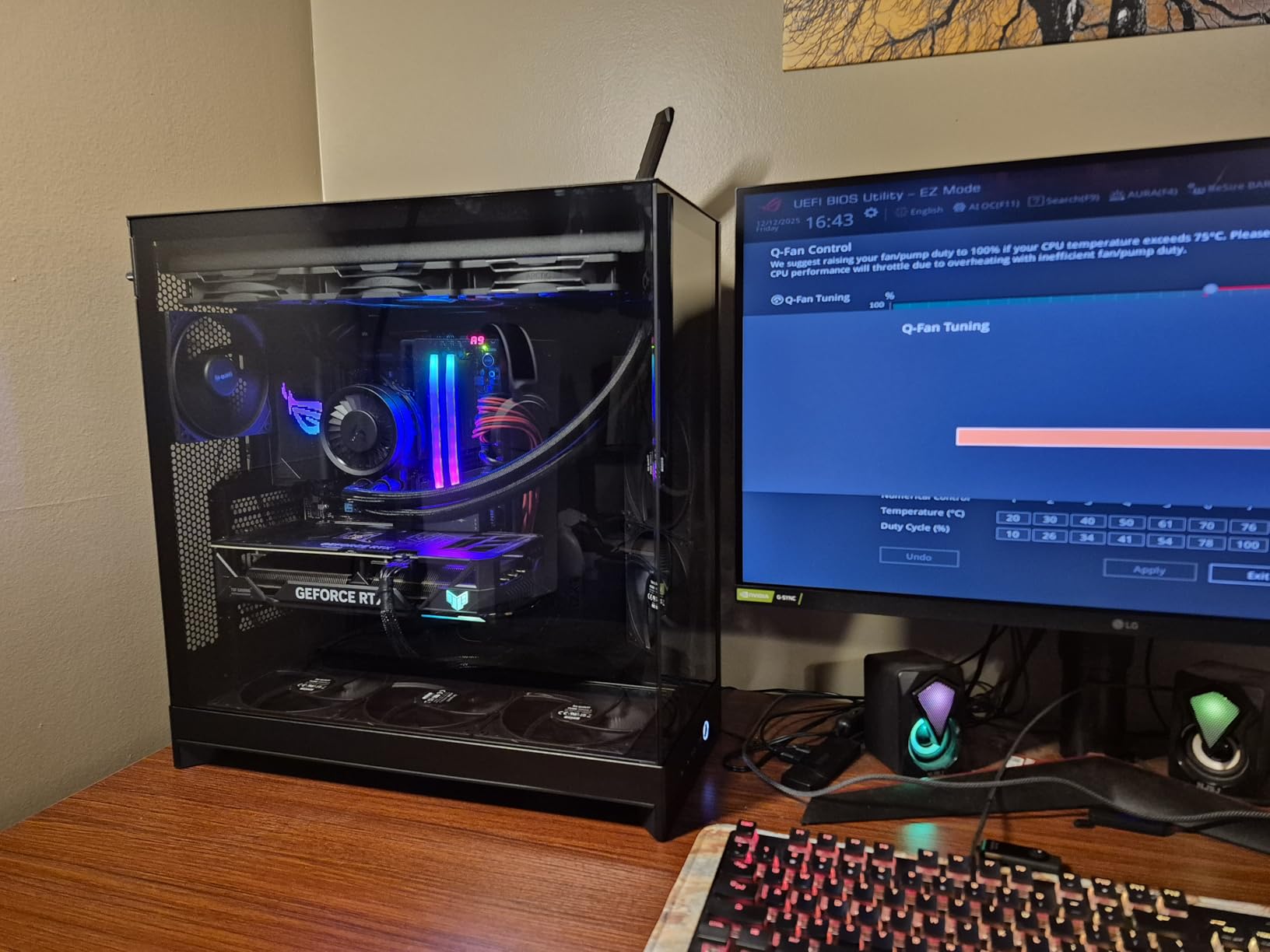 NZXT H9 Flow (2025) - Large Dual-Chamber ATX Mid-Tower Airflow PC Case - Includes 3 x 140mm & 1 x 120mm Fans - 420mm Radiator Support - Tempered Glass - Back-Connect Ready - White customer photo 1