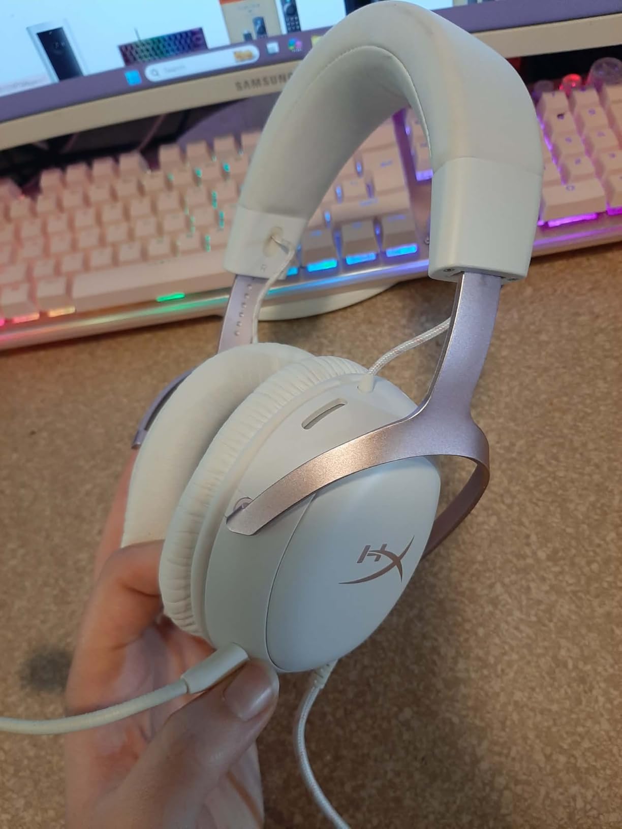 HyperX Cloud Mix 2 - Dual Wireless Over-Ear Headphones with ANC, 2,4GHz dongle, Bluetooth 5.3, PC, PS5, Nintendo Switch, Steam Deck, Mobile, USB-C - Black customer photo 2
