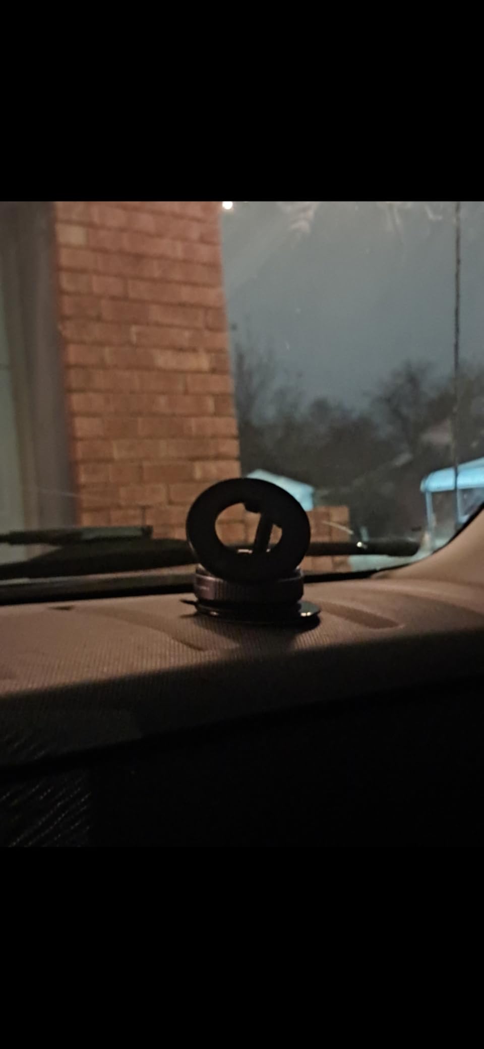 2026 Upgraded Vacuum Magnetic Car Phone Holder 360° Reinforced 96LBS Ultra Suction Cup Phone Mount for MagSafe Cell Phone Holders for Your Car/Gym/Mirror Mount for iPhone & Android customer photo 1
