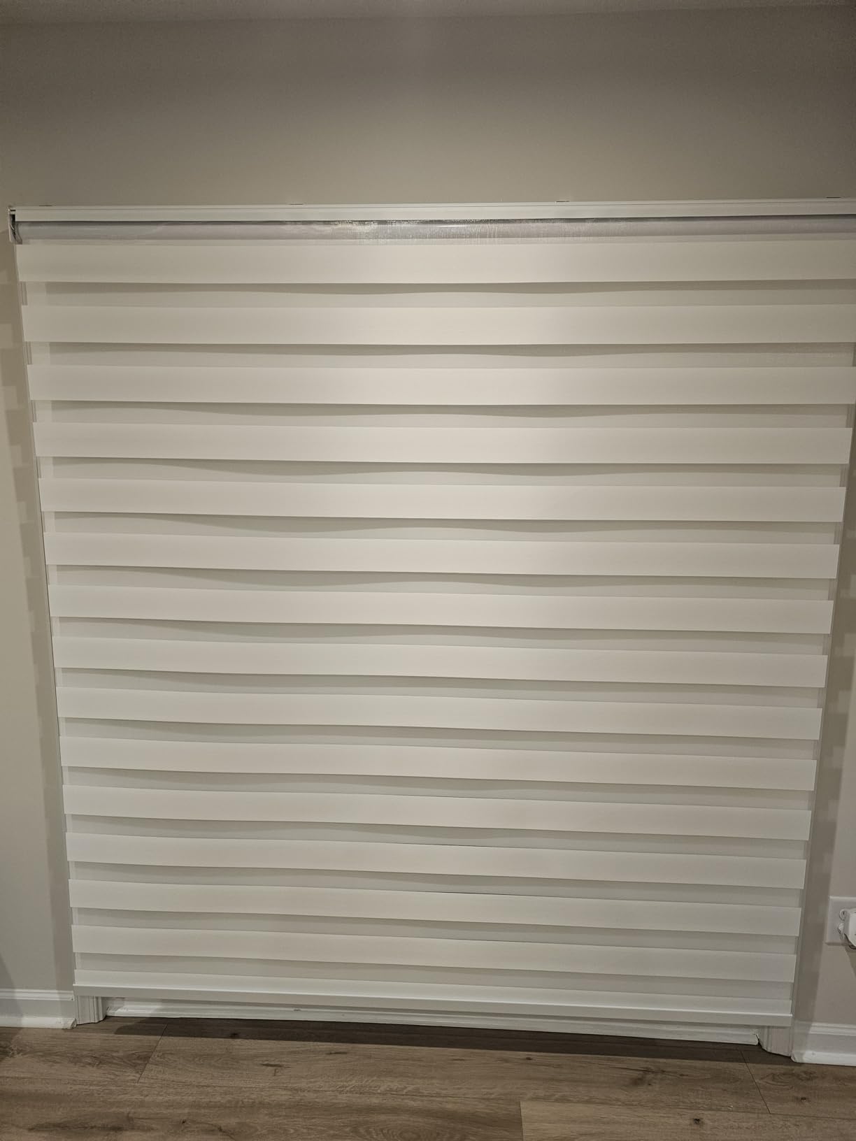 Yoolax Motorized Blinds with Remote, Electric Zebra Blinds for Indoor Windows, Room Darkening Smart Shades with Voice Control, Compatible with Alexa Google Home, APP Control, 34