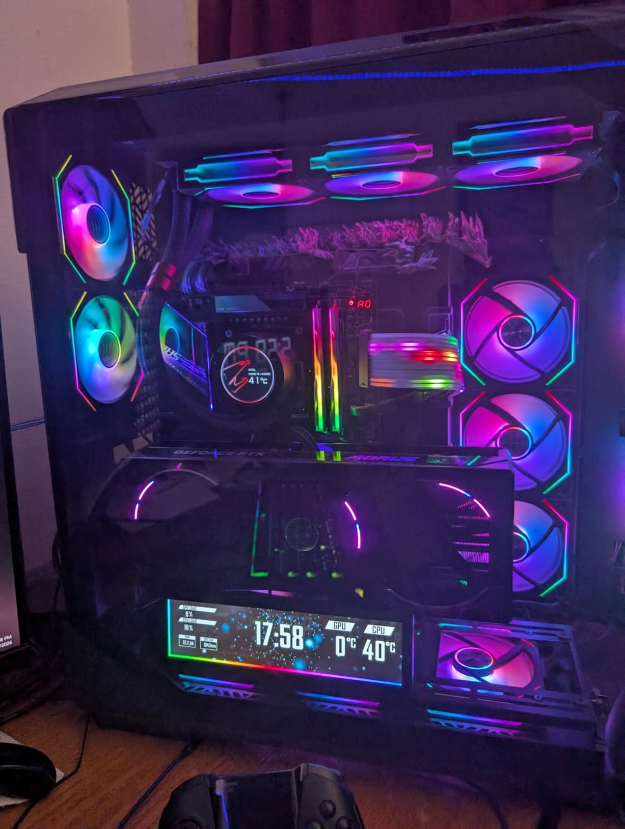 Gigabyte AORUS GeForce RTX 5070 Ti Master 16G Graphics Card - 16GB GDDR7, 256 Bit, PCI-E 5.0, 2670 MHz Core Clock, 3 x DP 2.1a, 1 x HDMI 2.1b, NVIDIA DLSS 4, GV-N507TAORUS M-16GD customer photo 2