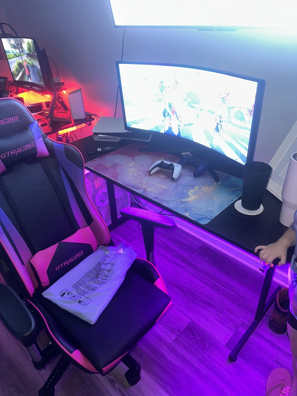 GTRACING Gaming Chair Racing Office Computer Ergonomic Video Game Chair Backrest and Seat Height Adjustable Swivel Recliner with Headrest and Lumbar Pillow Esports Chair (Dark Black) customer photo 2