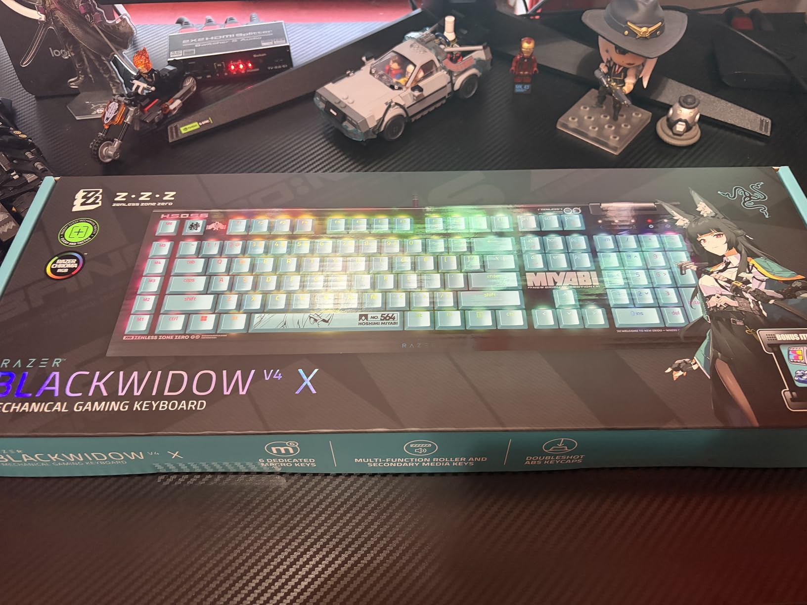 Razer BlackWidow V4 X Mechanical Gaming Keyboard: Green Switches Tactile & Clicky - 6 Macro Keys - Chroma RGB - Doubleshot ABS Keycaps - Sound Dampening & Stabilizers - Minecraft Edition customer photo 2