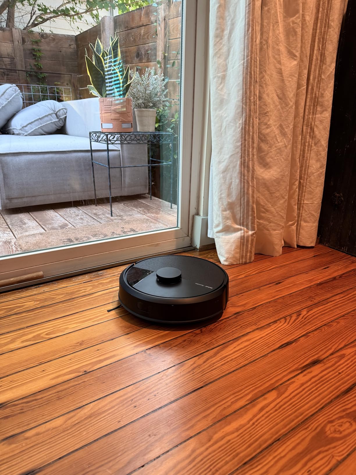 iRobot Roomba 105 Combo Robot Vacuum & Mop - Easy to use, Intense Power-Lifting Suction, LiDAR Navigation, Multiple Cleaning Modes, Avoids Mopping Carpets, Self-Charging customer photo 1