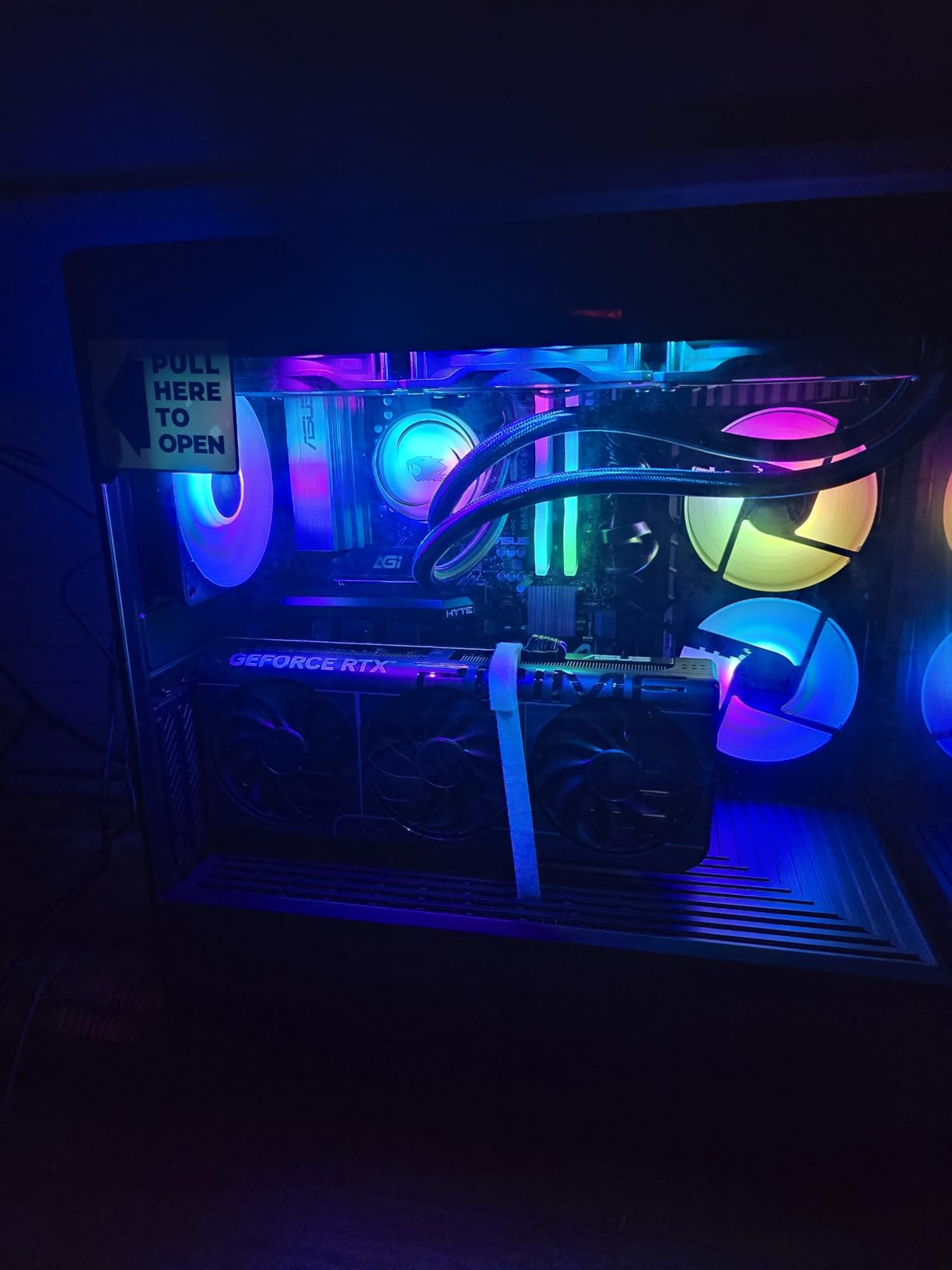 Y40 PRO Black Gaming PC Desktop Computer AMD Ryzen 9 7900X CPU, NVIDIA GeForce RTX 5070Ti 16GB GPU, 32GB DDR5 RGB 5200MHz RAM, 2TB NVMe SSD, Windows 11 Home, Keyboard, Mouse - Y40BA9N57T01 customer photo 2