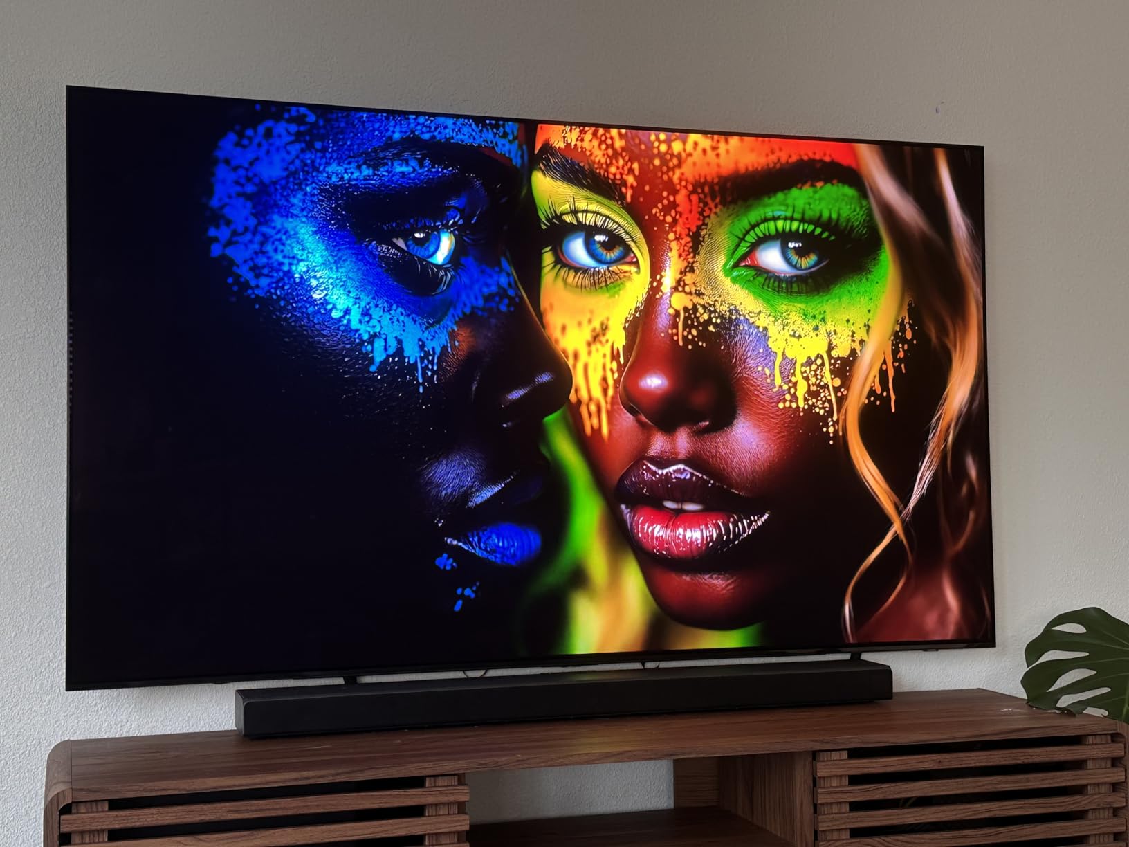 SAMSUNG 42-Inch Class OLED S90F 4K Smart TV (2025 Model) NQ4 AI Gen3 Processor, 4K AI Upscaling Pro, OLED HDR +, Motion Xcelerator 144Hz, Samsung Vision AI, Alexa Built-in customer photo 1