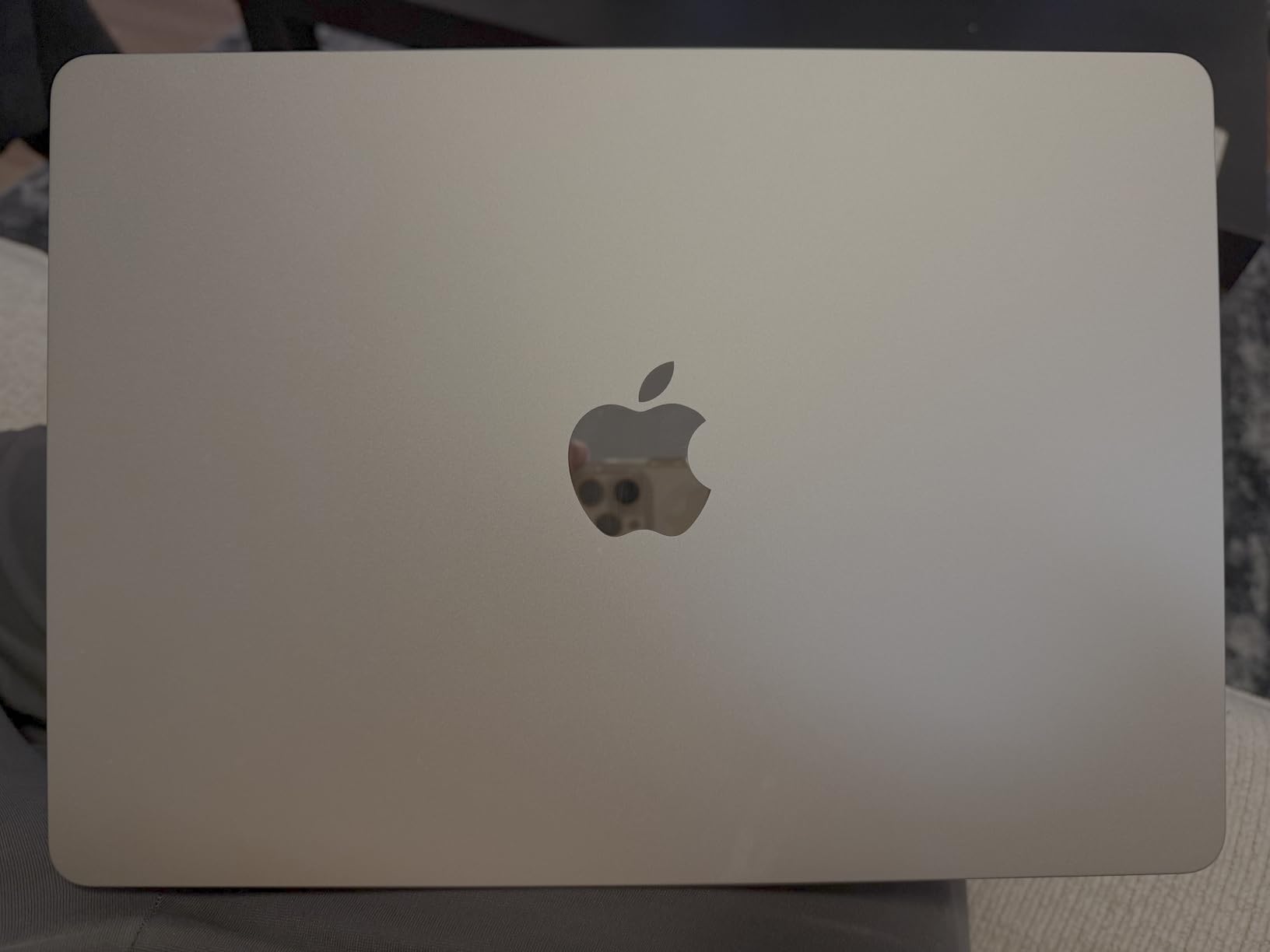 2025 MacBook Air 13-inch Laptop with M4 chip: Built for Apple Intelligence, 13.6-inch Liquid Retina Display, 16GB Unified Memory, 512GB SSD Storage, 12MP Center Stage Camera, Touch ID; Sky Blue customer photo 1