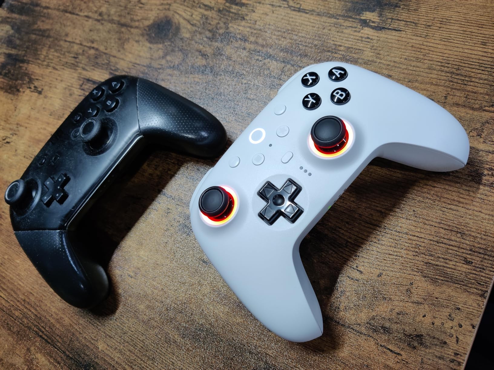 8BitDo Ultimate 2 Bluetooth Controller for Switch/Switch 2 & Windows PC customer photo 2