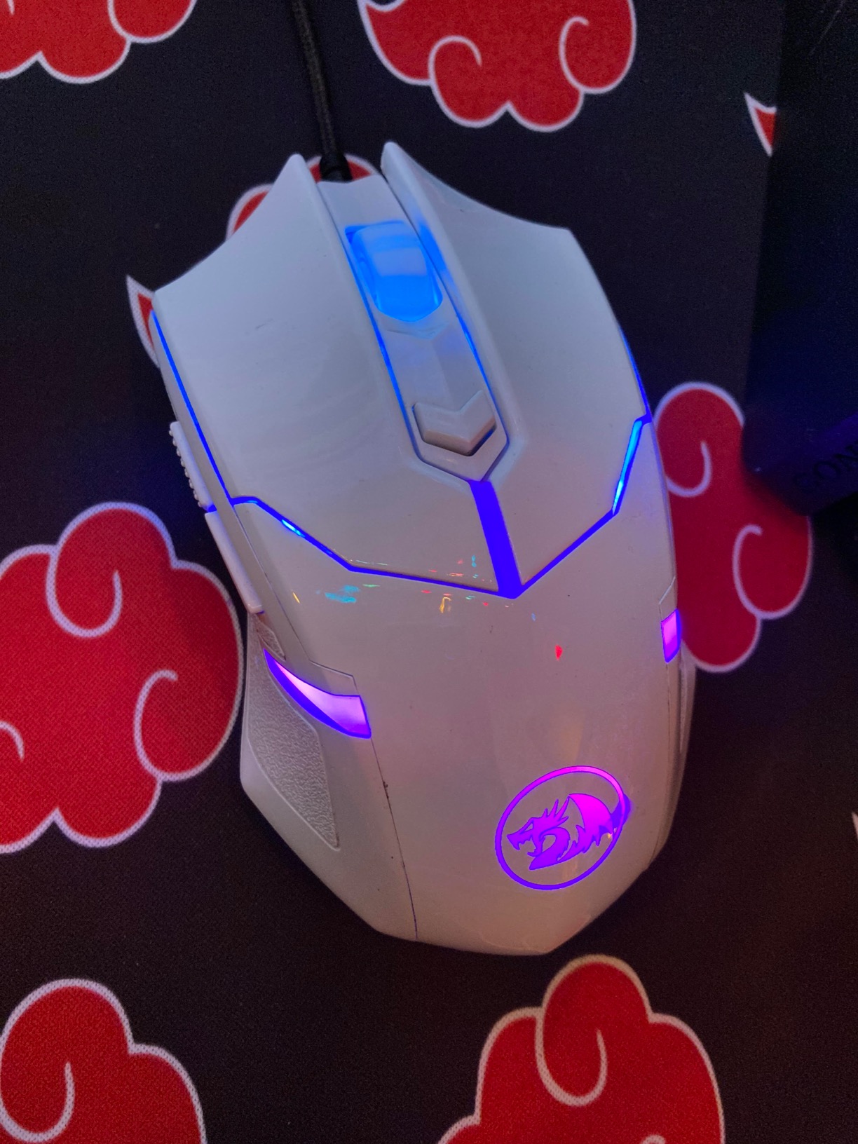 Redragon M617 Ultralight Honeycomb Shell Wired Gaming Mouse, 41g, 10,000 DPI, 6 Programmable Buttons, Drag-Free Paracord, Type-C Gamer Mouse with 2 Side Buttons for PC/Mac/Laptop, Black customer photo 2