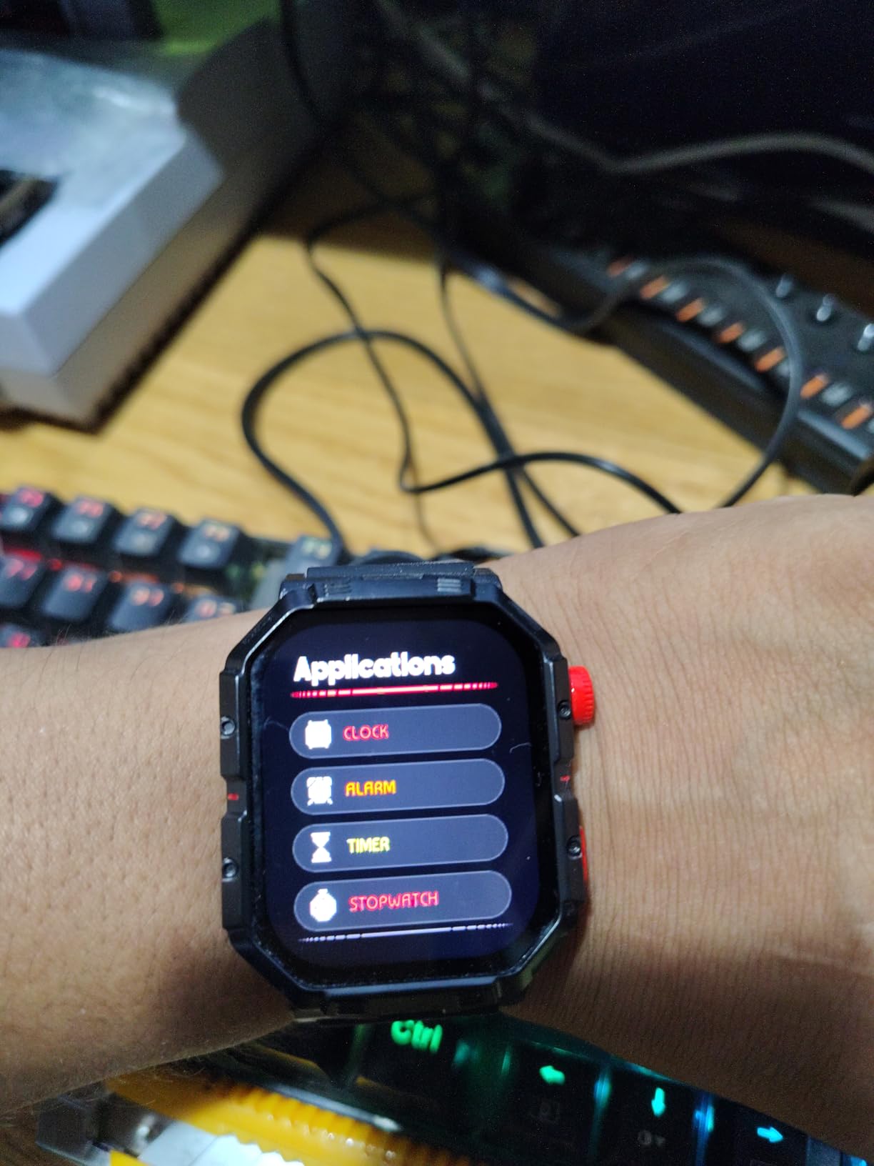 Atari 2600, Retro Gaming Smart Watch with Selective Tech, All Day Fitness Tracker, Built-in Centipede™, Pong™, Missile Command™, Super Breakout™, IP68 Water Resistant customer photo 2