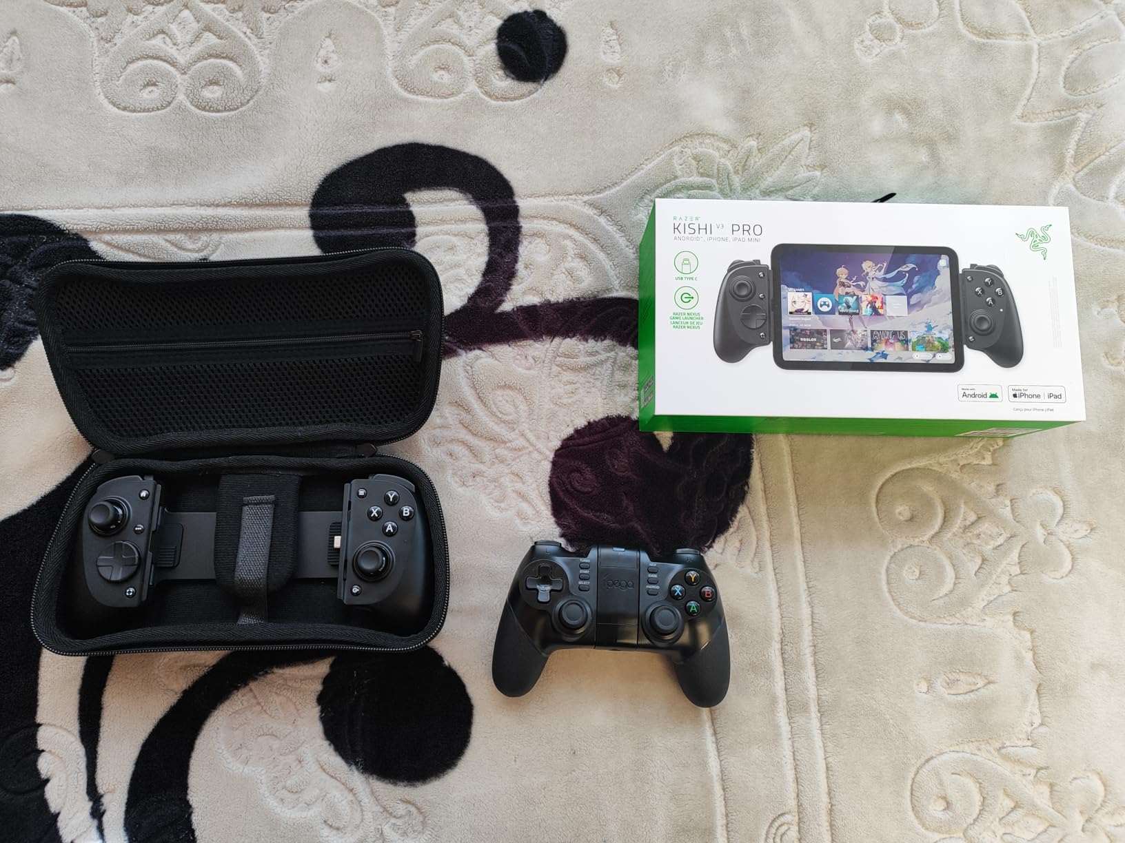 Razer Kishi V3 Pro Gaming Controller for iPhone 15, 16, 17 Series, Android & iPad mini up to 8