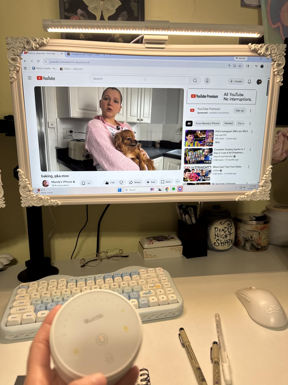 Quntis Monitor Light Bar with Remote, Eye-Care No Glare, Space Saving Home Office Desk Lamp (White), Stepless Dimming, Easy Setup LED Computer Light Backlight for Curved Gaming Monitors Reading Study customer photo 1