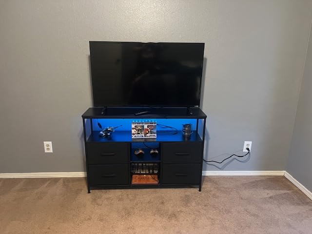 Huuger 47 Inch TV Stand Dresser with Power Outlets and LED Lights, Fabric Dresser for Bedroom with Storage, 4 Drawers Entertainment Center with Open Shelf, Media Console for 55 50 Inch TV, Black customer photo 1