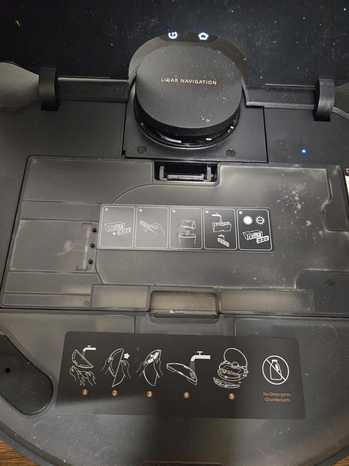 DREAME D20 Plus Robot Vacuum and Mop, 13,000Pa Suction, Self-Emptying with 5L Dust Bag, DuoBrush for Pet Hair, LDS Mapping, App & Voice Control, Ideal for Hard Floors & Carpets (Black) customer photo 2